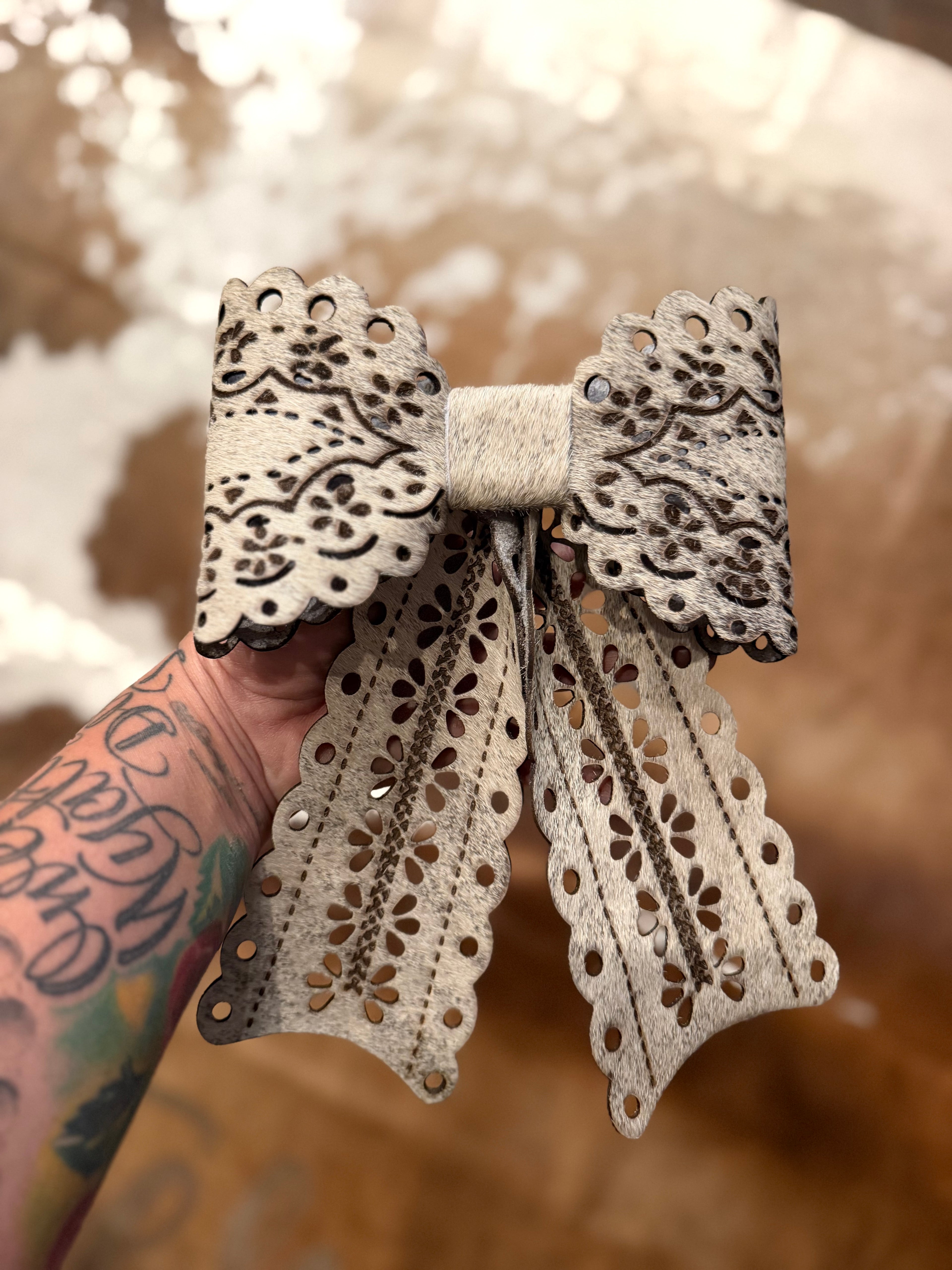XL  jumbo 11” cowhide lace design bow ornament