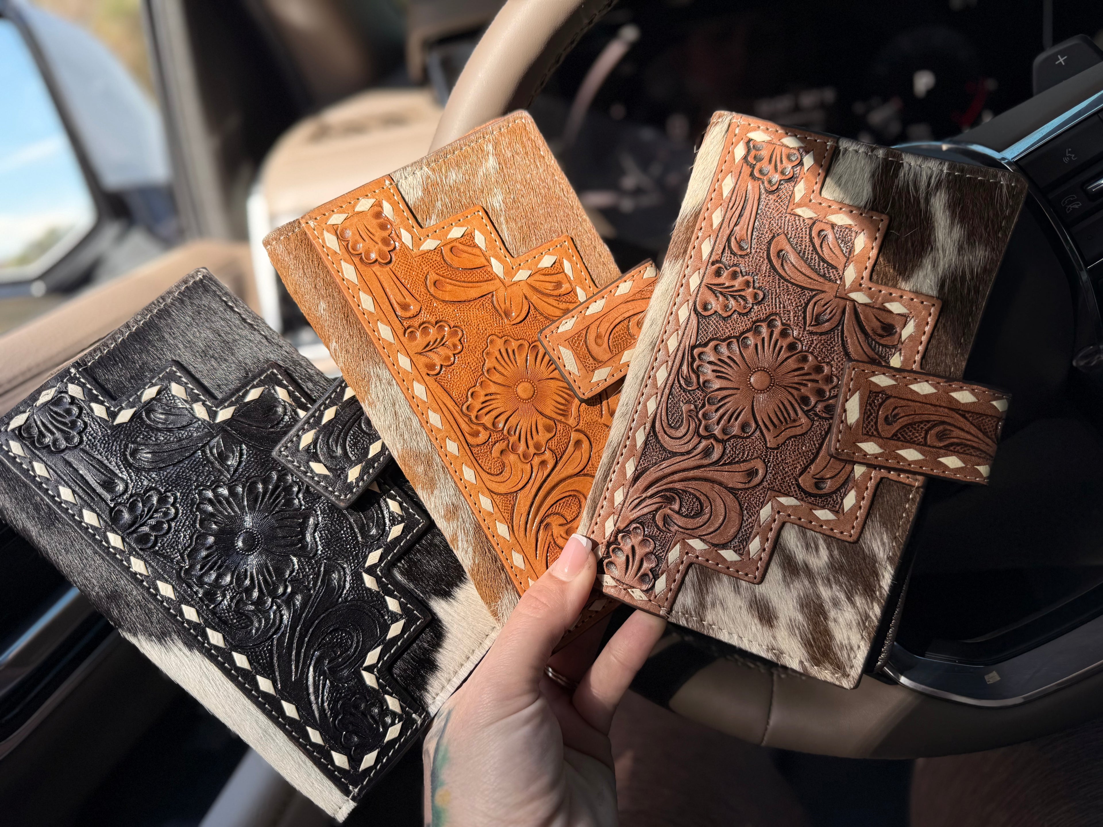 The "Gretchen" wallet - by The Painted Porches