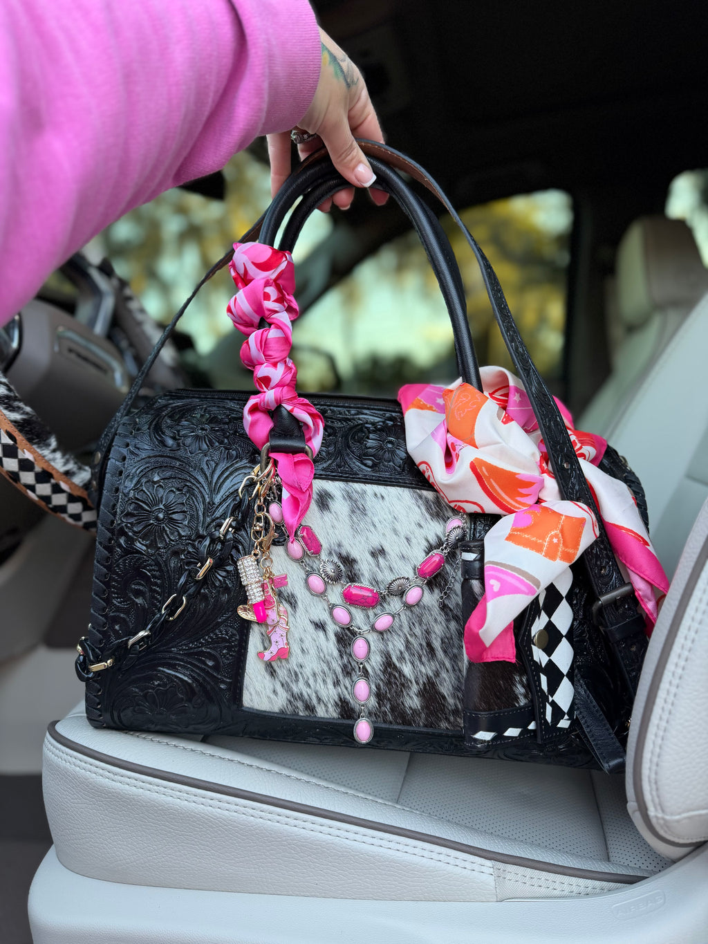 "Sexy Cowgirl" - black tooled leather speedy (Duffle)