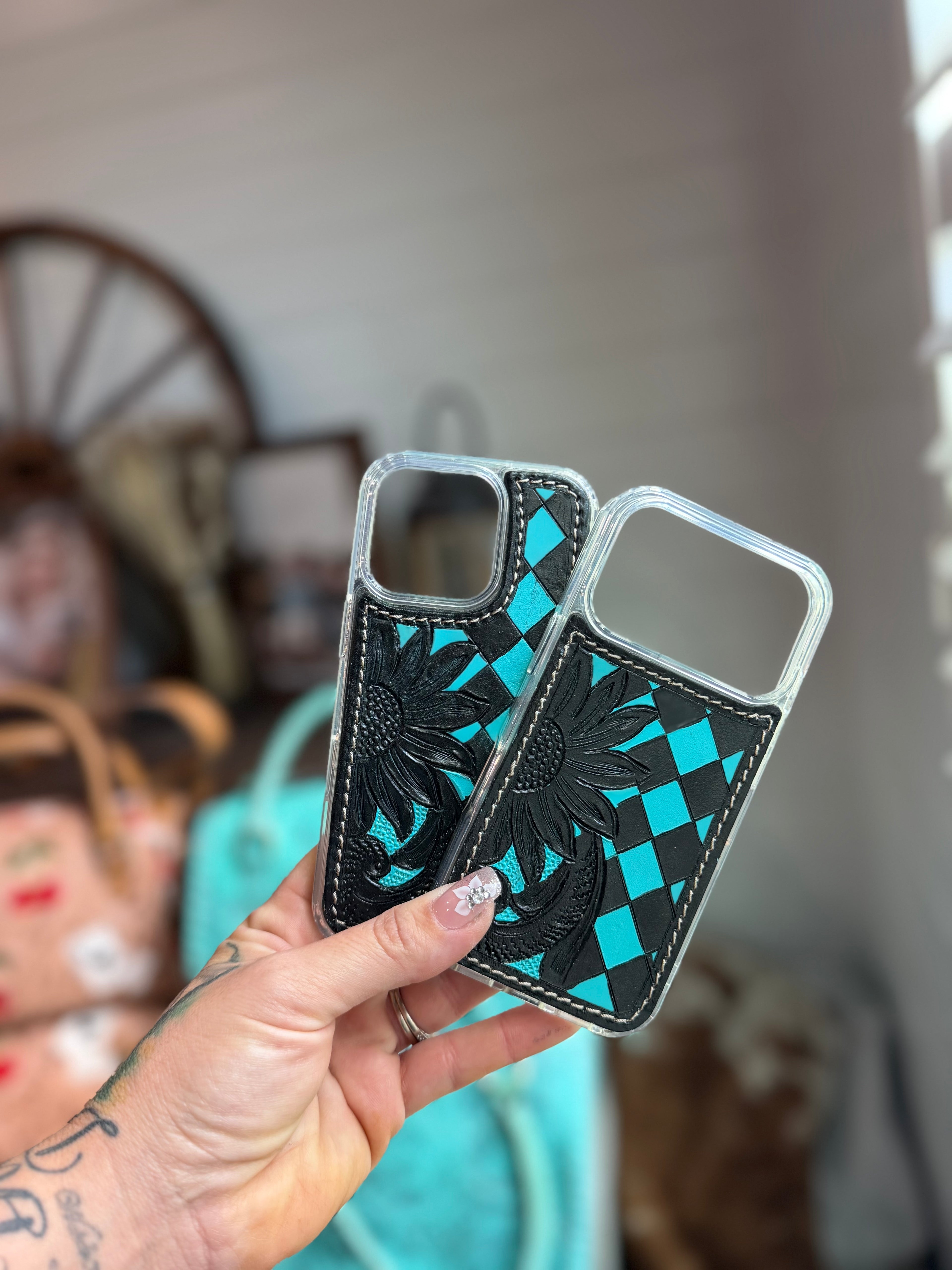 iPhone 17 pro and 17  pro max phone case tooled leather