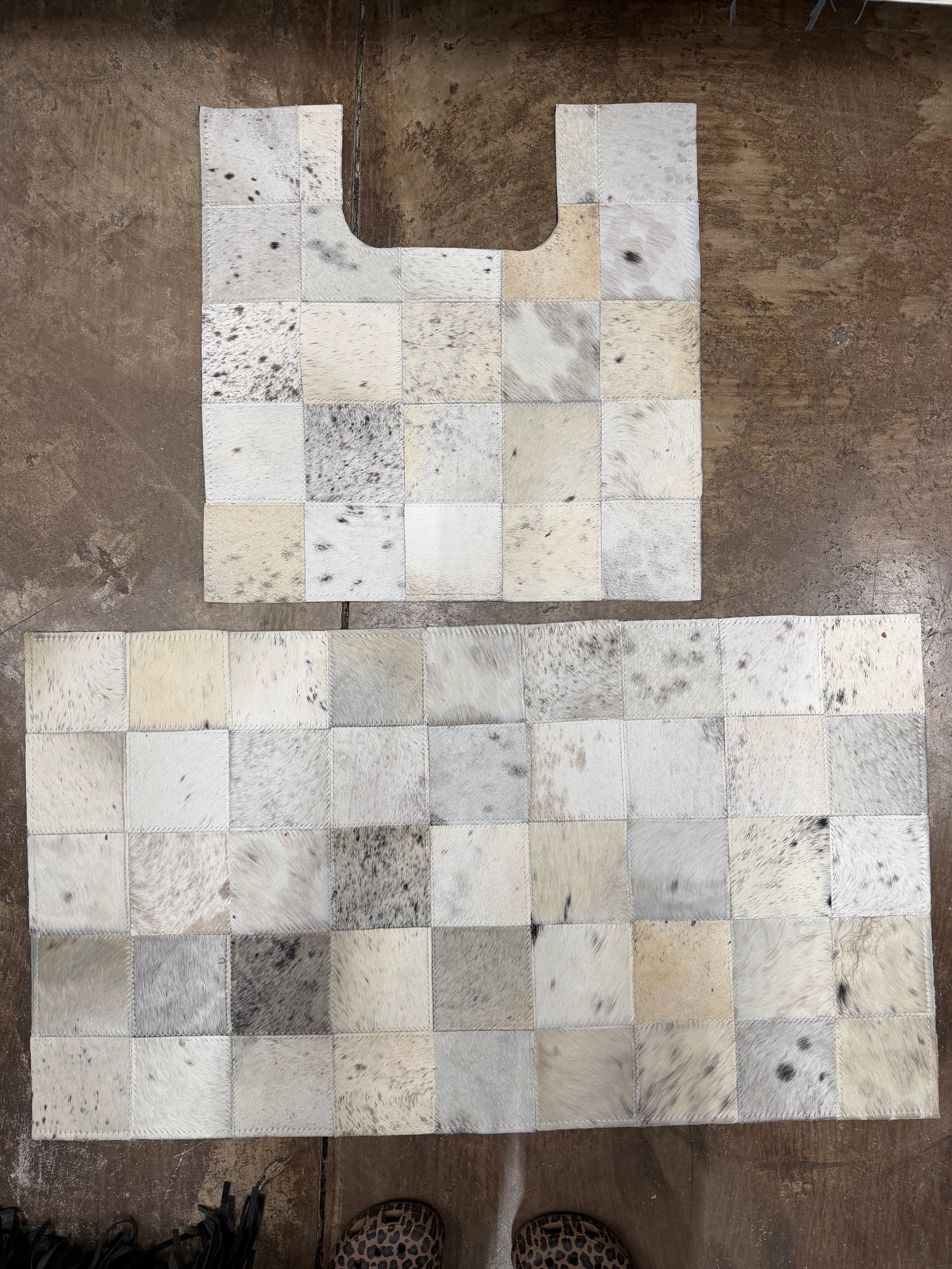 Bathroom set Long rug 20”x30” smaller 19.5”x20”