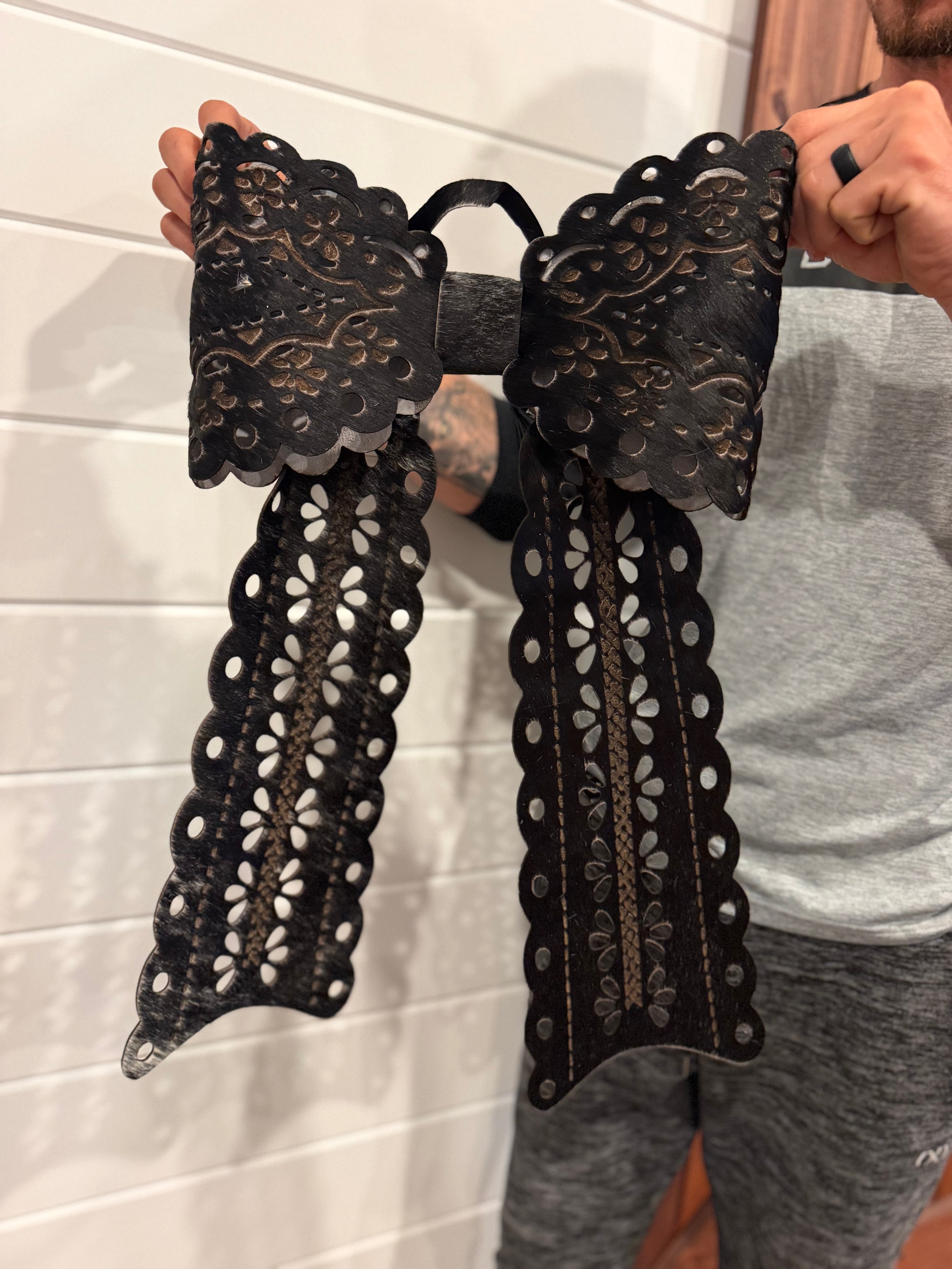 Jumbo bow for tree - lace look 26.5”(read description fully)