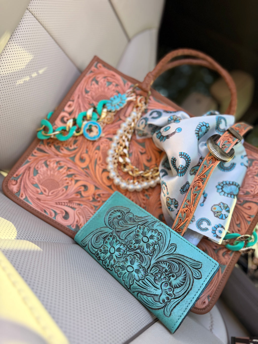 "Cowgirl kisses" Dressed tooled leather bag/ wallet combo