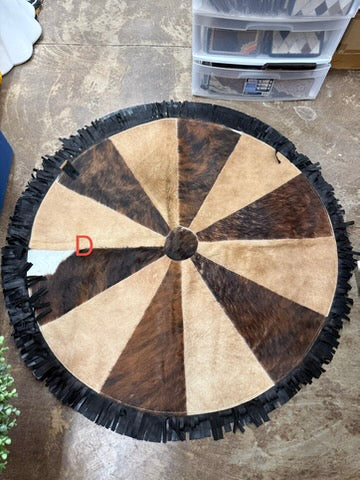 SALE ROUND FRINGE RUGS 52”