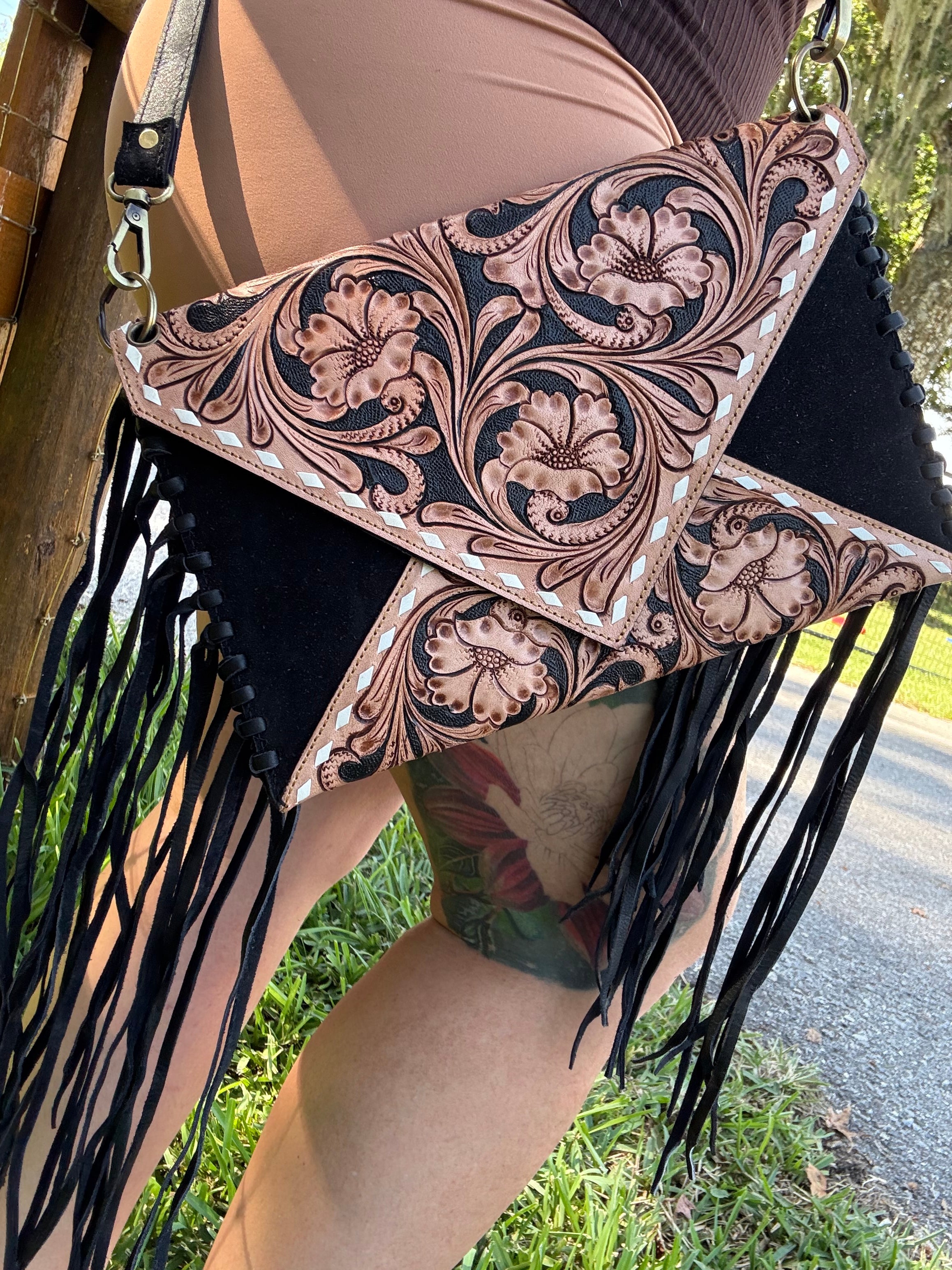 Envelope purse tooled leather