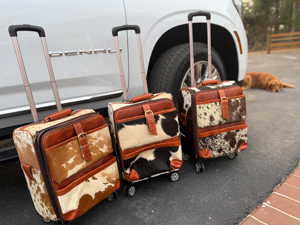 Suitcase 21.5 x 14 x 11.5 inches