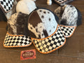 checker tooled hat ￼