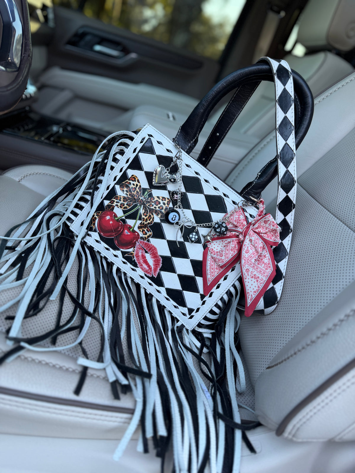 Cherry kiss Checker tote