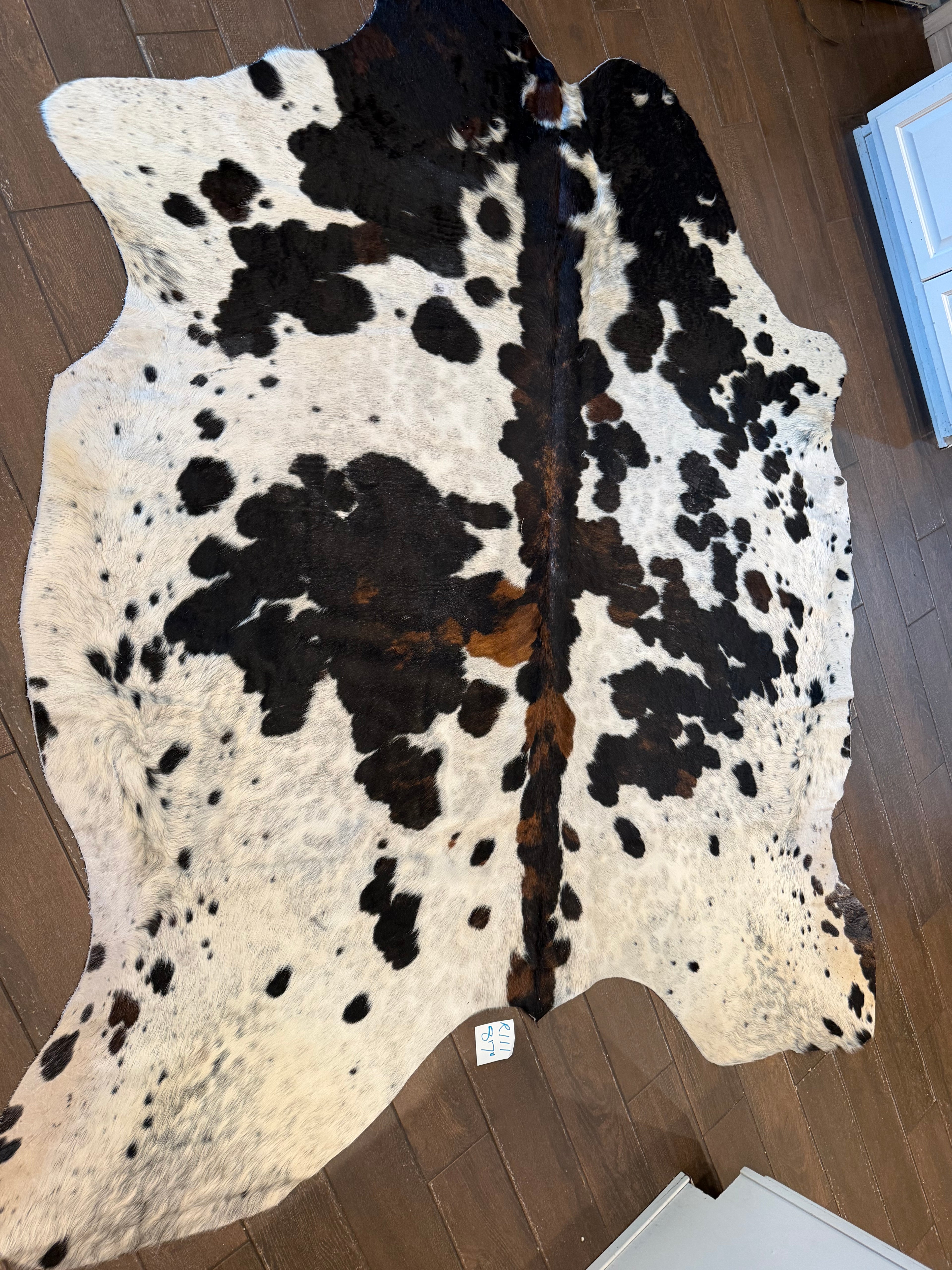Full size cowhide (exotic)- # R111- 8’7”