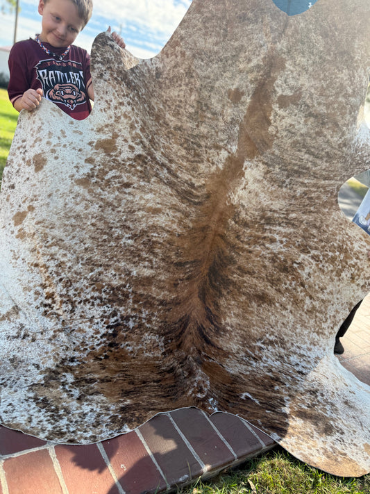 Exotic hide rug (light) 7’9”