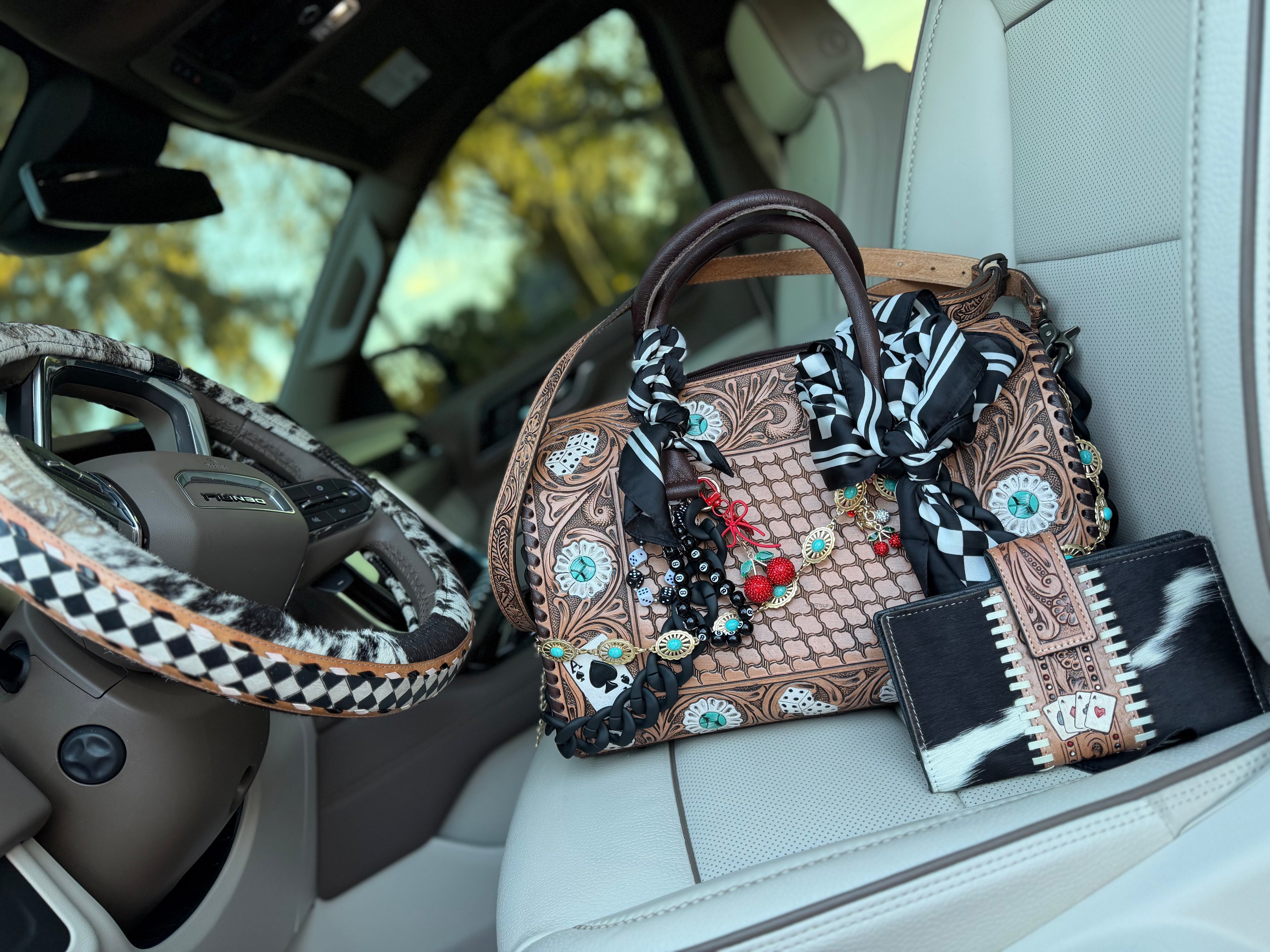 "Winning Jackpot" - brown tooled leather speedy (Duffle) with wallet