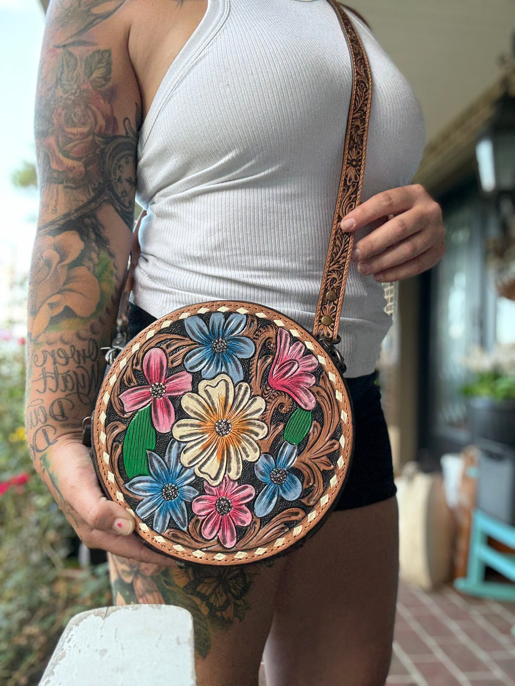 Tooled floral leather canteen purse