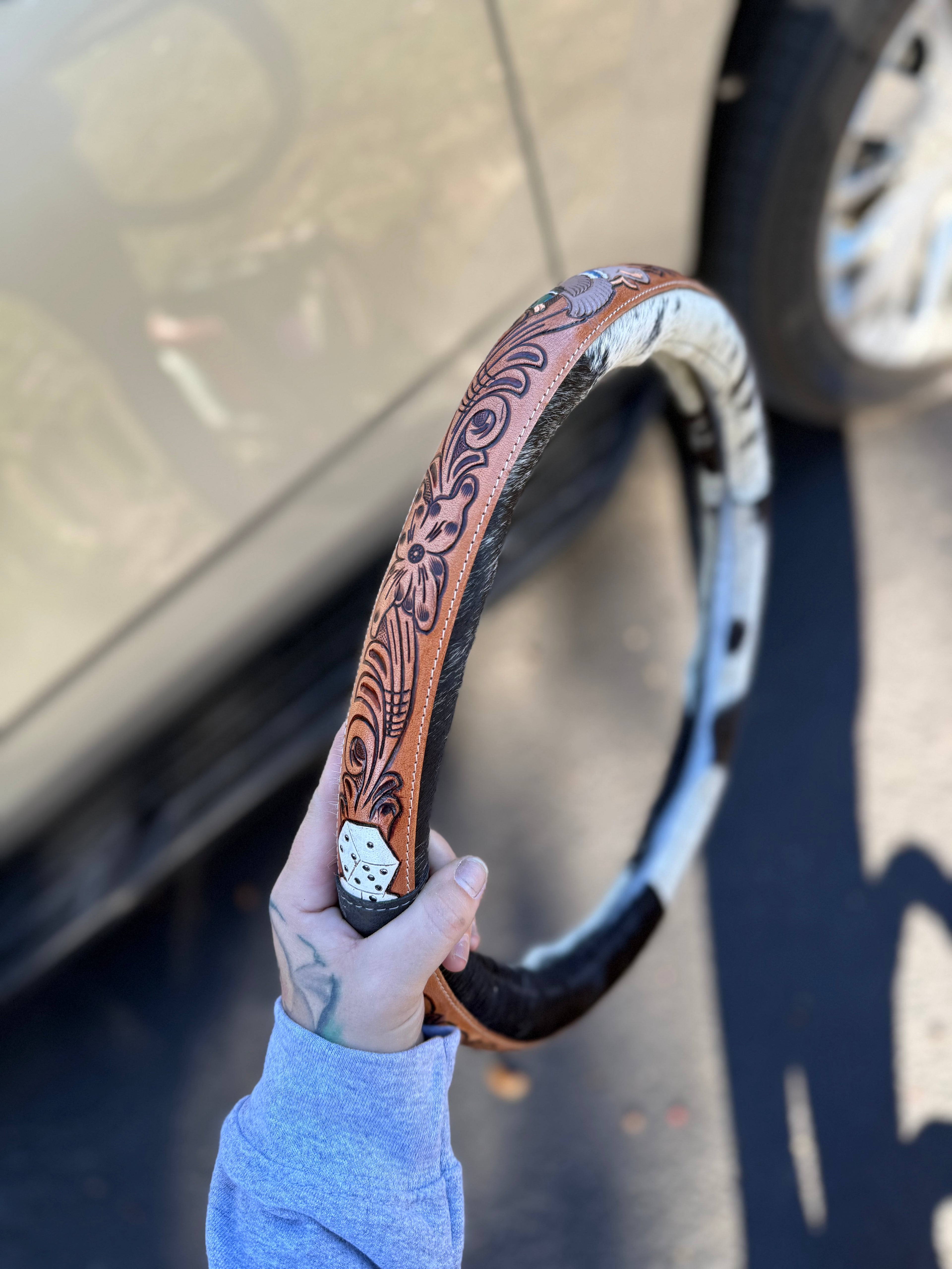 Country style 15.5 “ tooled leather cowhide steering wheel cover read description before purchase