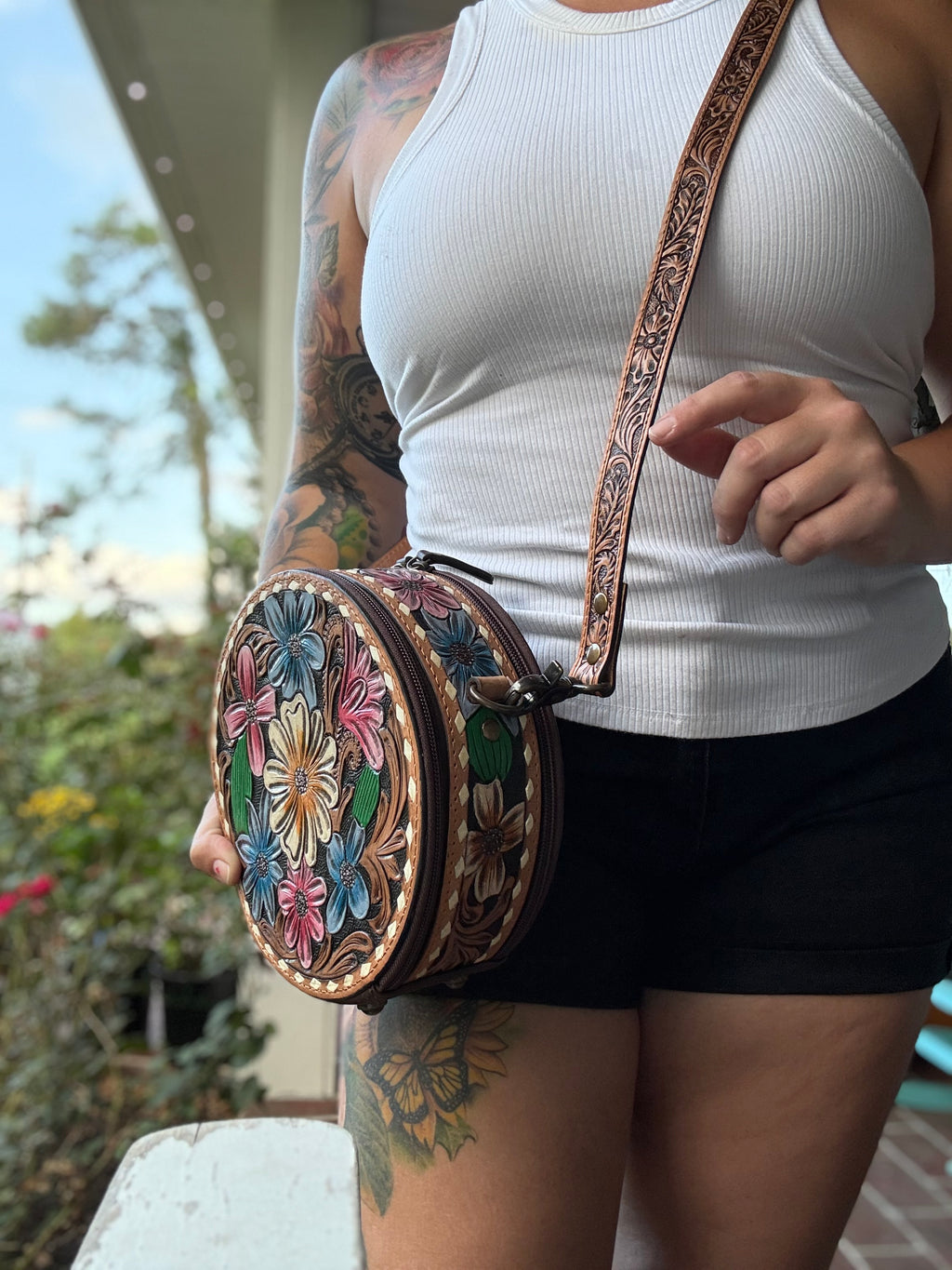 Tooled floral leather canteen purse
