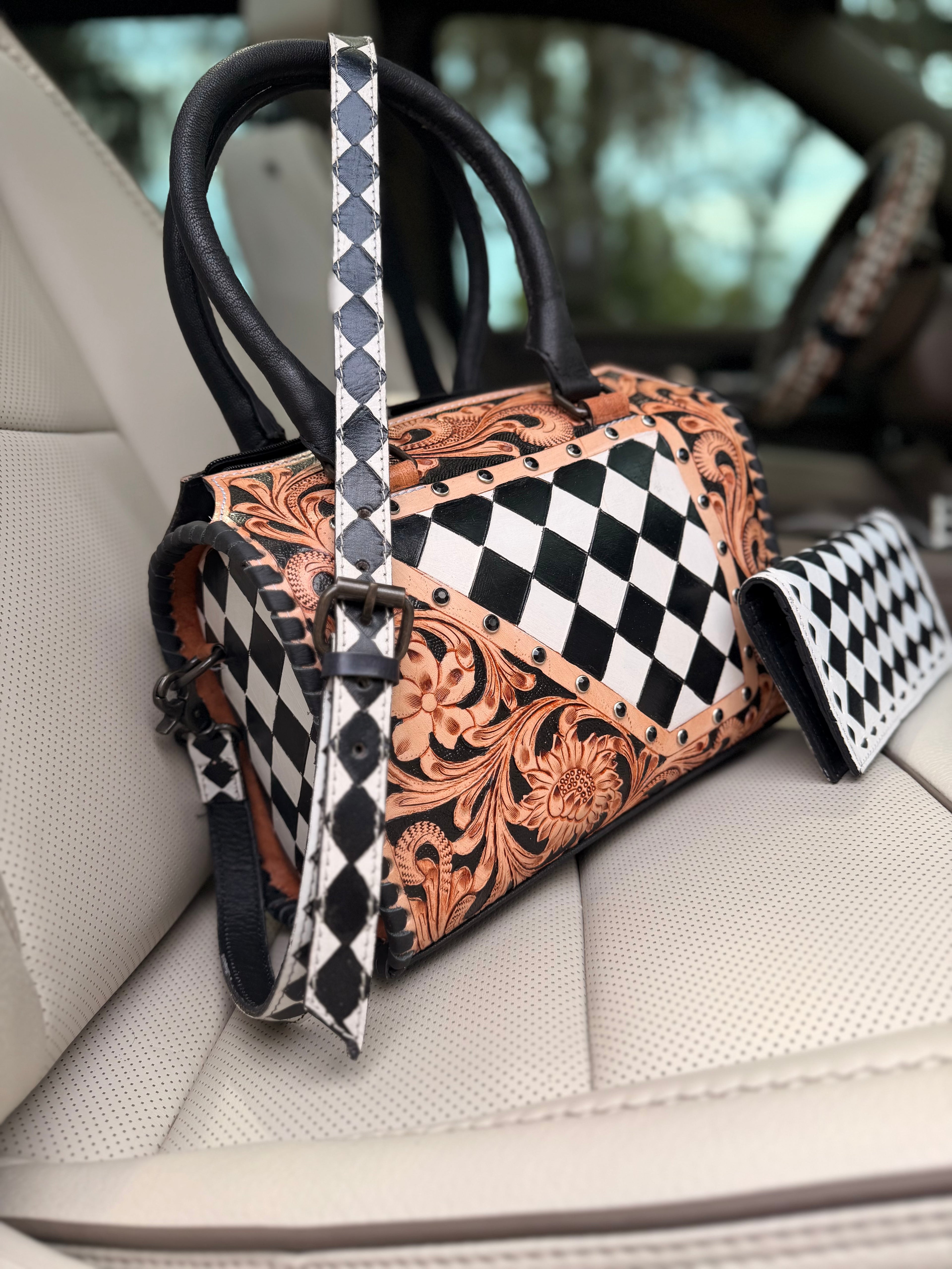 “Diamond Royalty set”- black n white tooled leather speedy (M) and wallet
