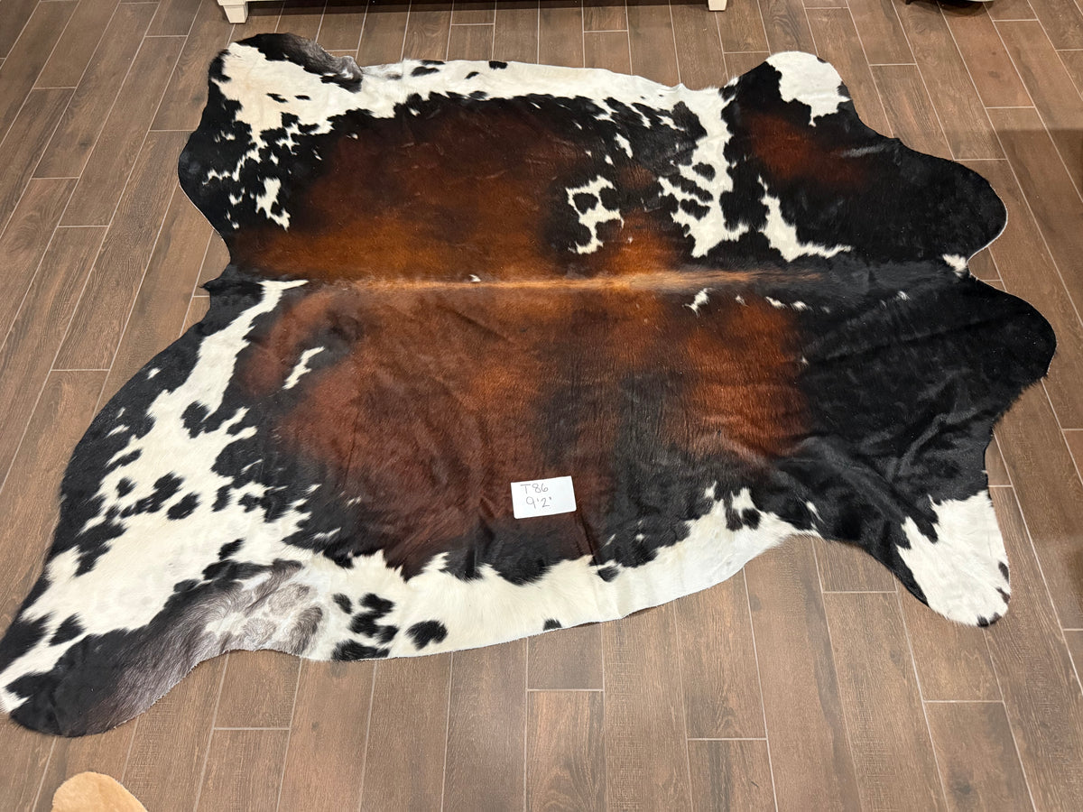 Full size cowhide (exotic) #T86- 9’2”