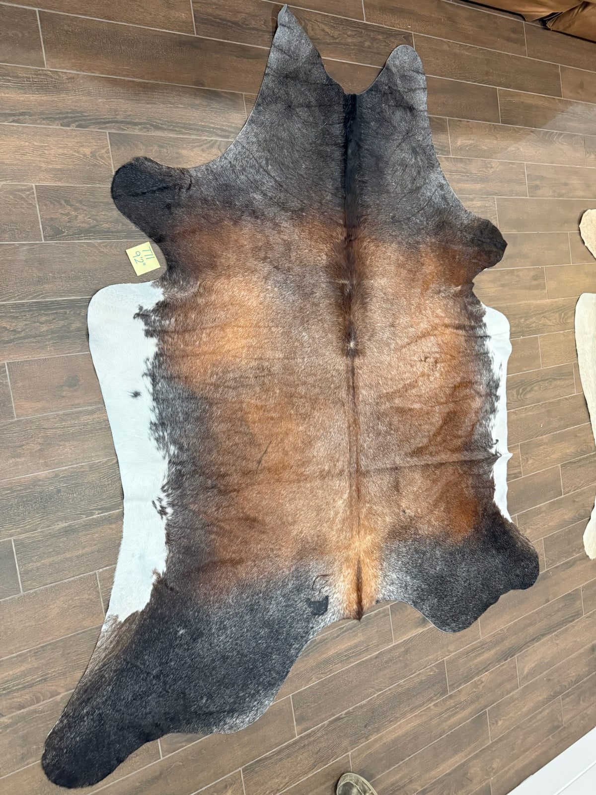 Full size cowhide (exotic) #T11- size 9’2”
