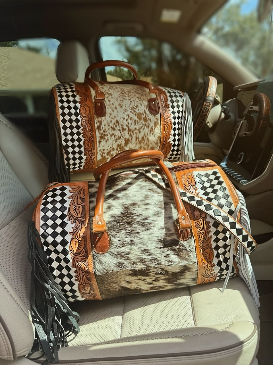 Tooled checker fringeDuffle
