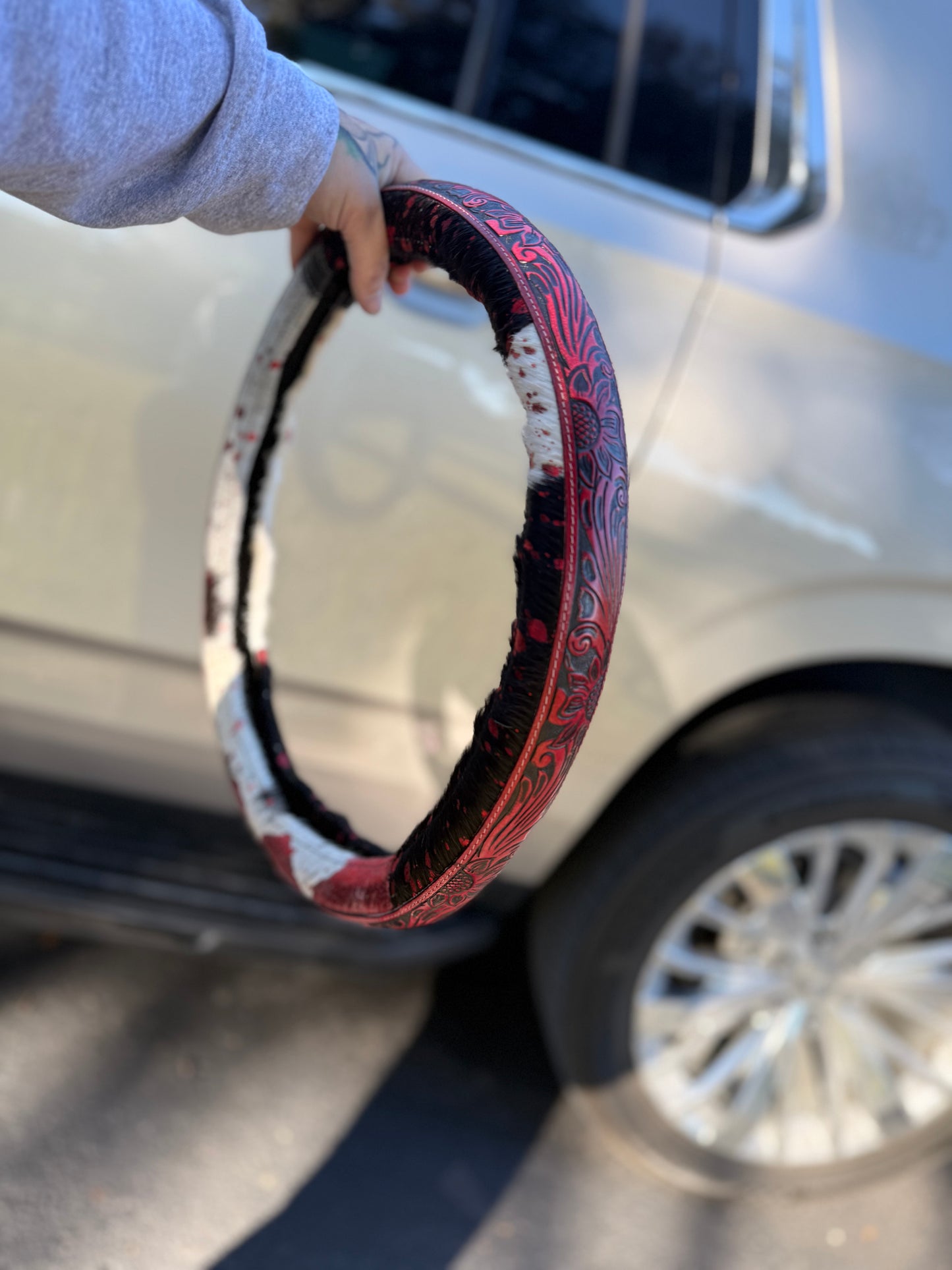 Red 15.5 “ tooled leather acidwash cowhide steering wheel cover read description before purchase