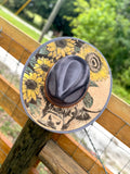 Engraved and painted cowhide hat - sunflower pattern