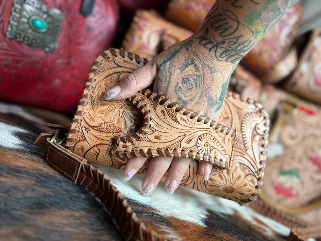 Double wallet Tooled leather clutch purse