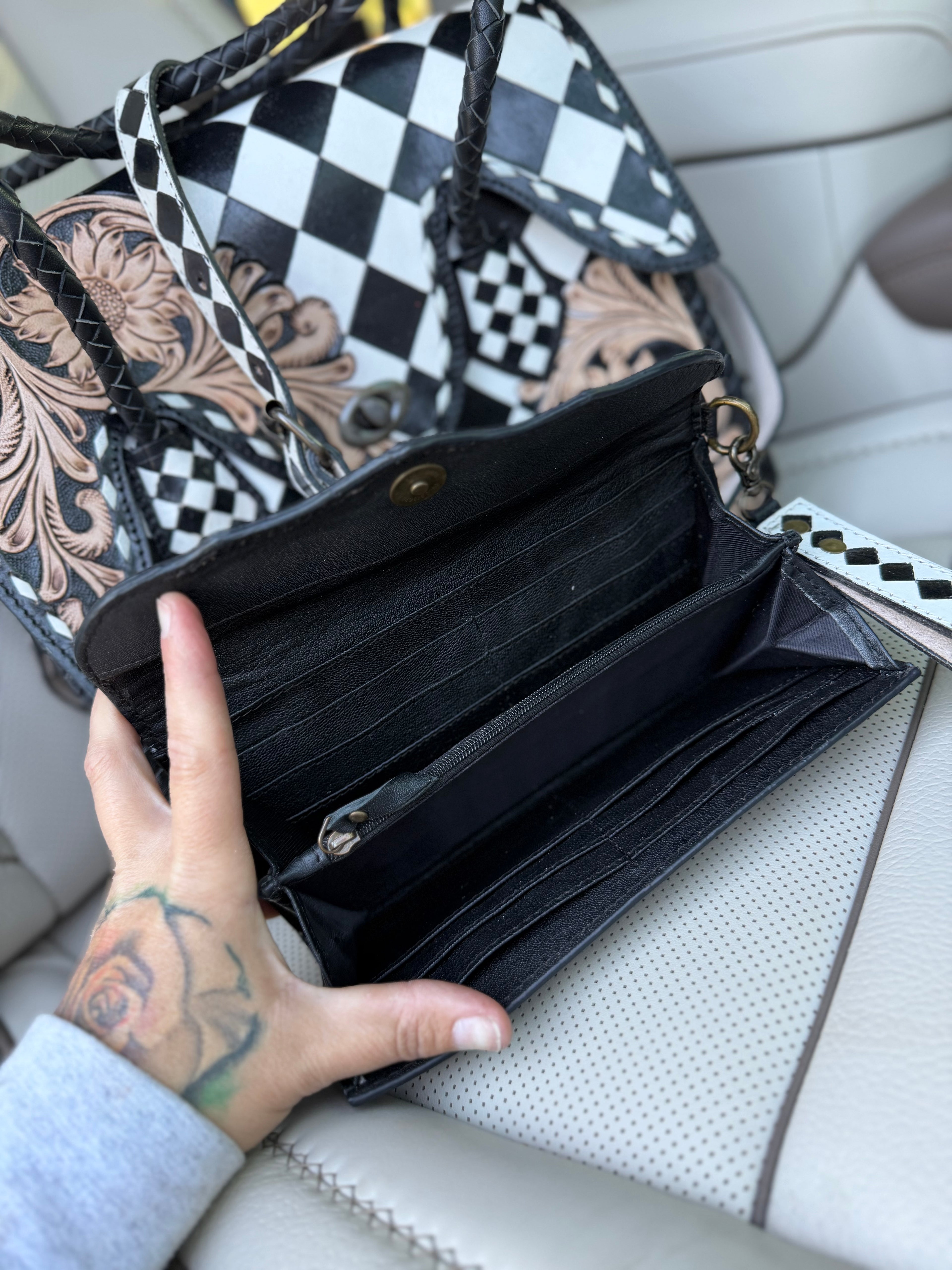 “Rowdy Rosette”- black/white checker tote