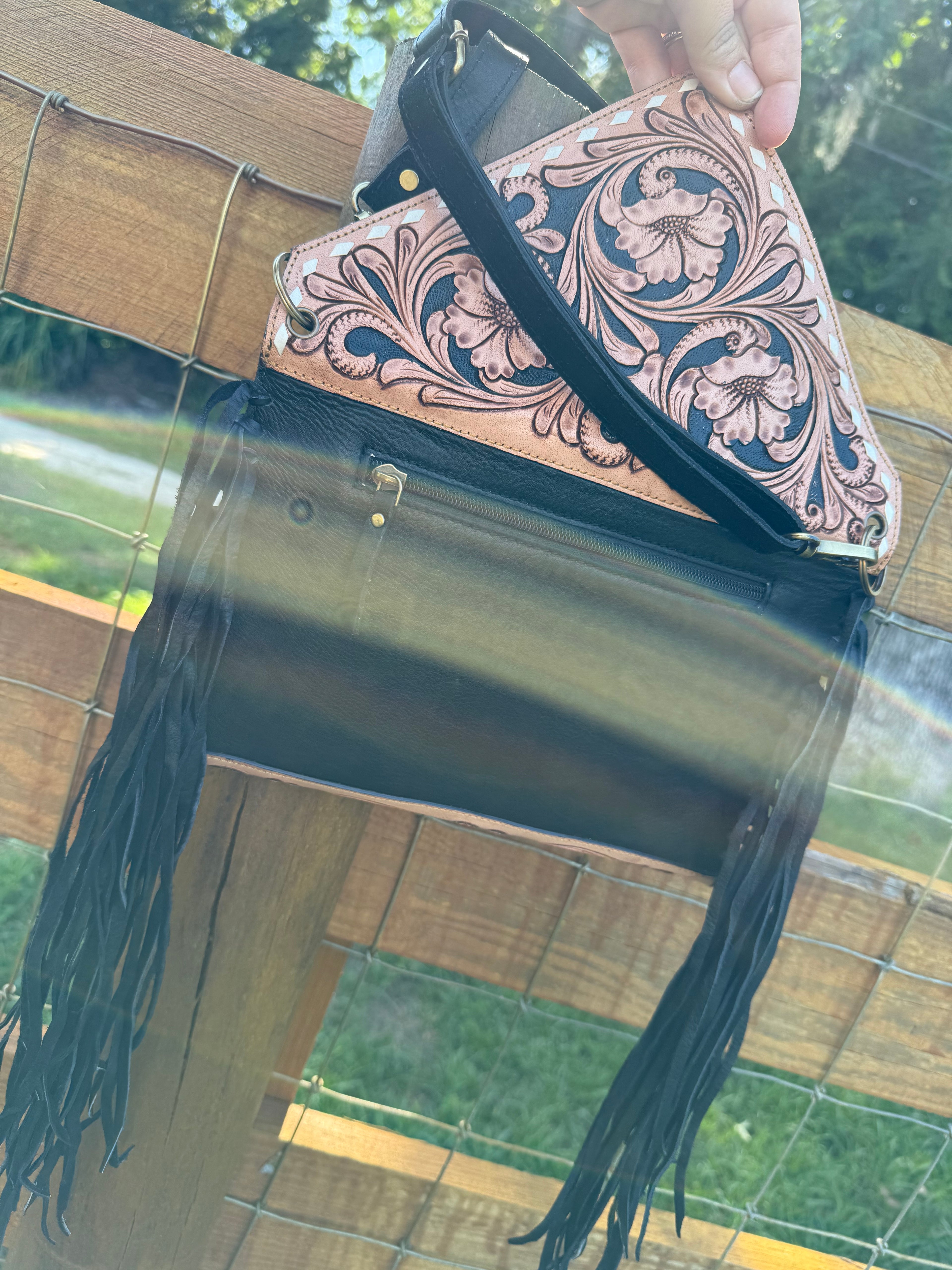 Envelope purse tooled leather