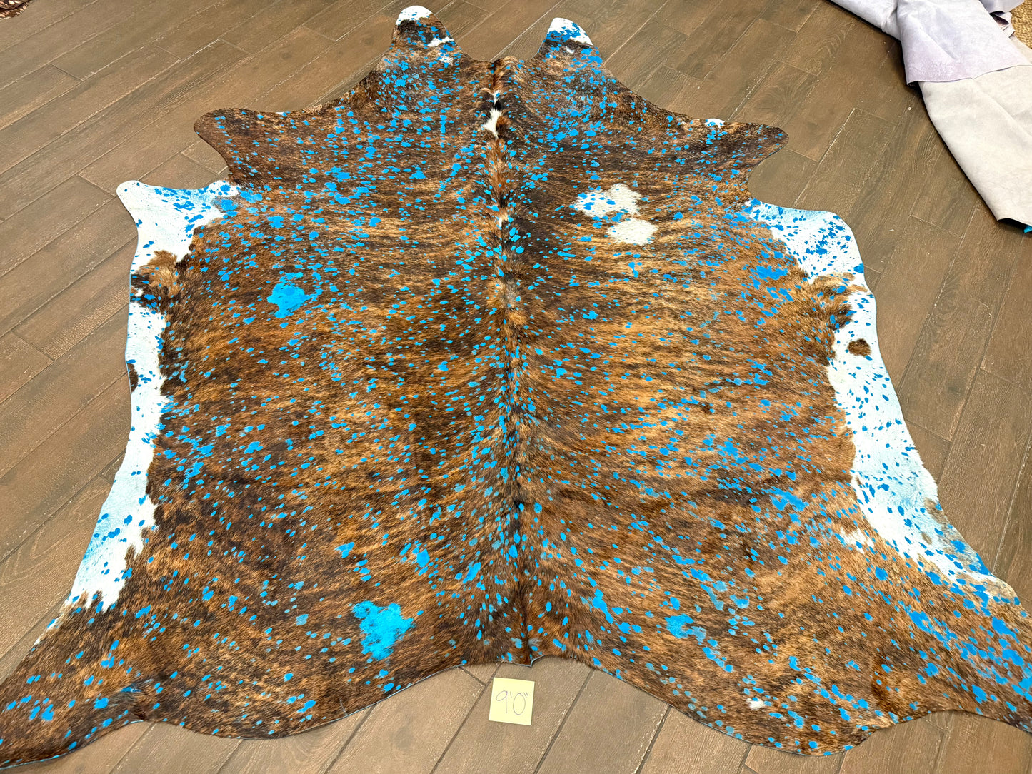 9’ blue acid wash rug