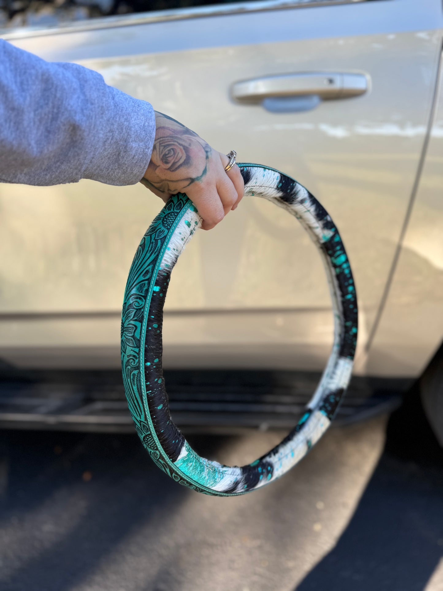 Teal 15.5 “ tooled leather acidwash cowhide steering wheel cover read description before purchase