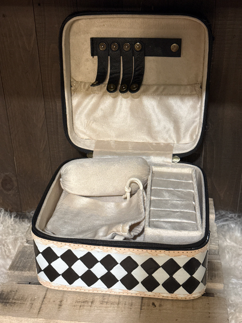Checkered Jewelry Case