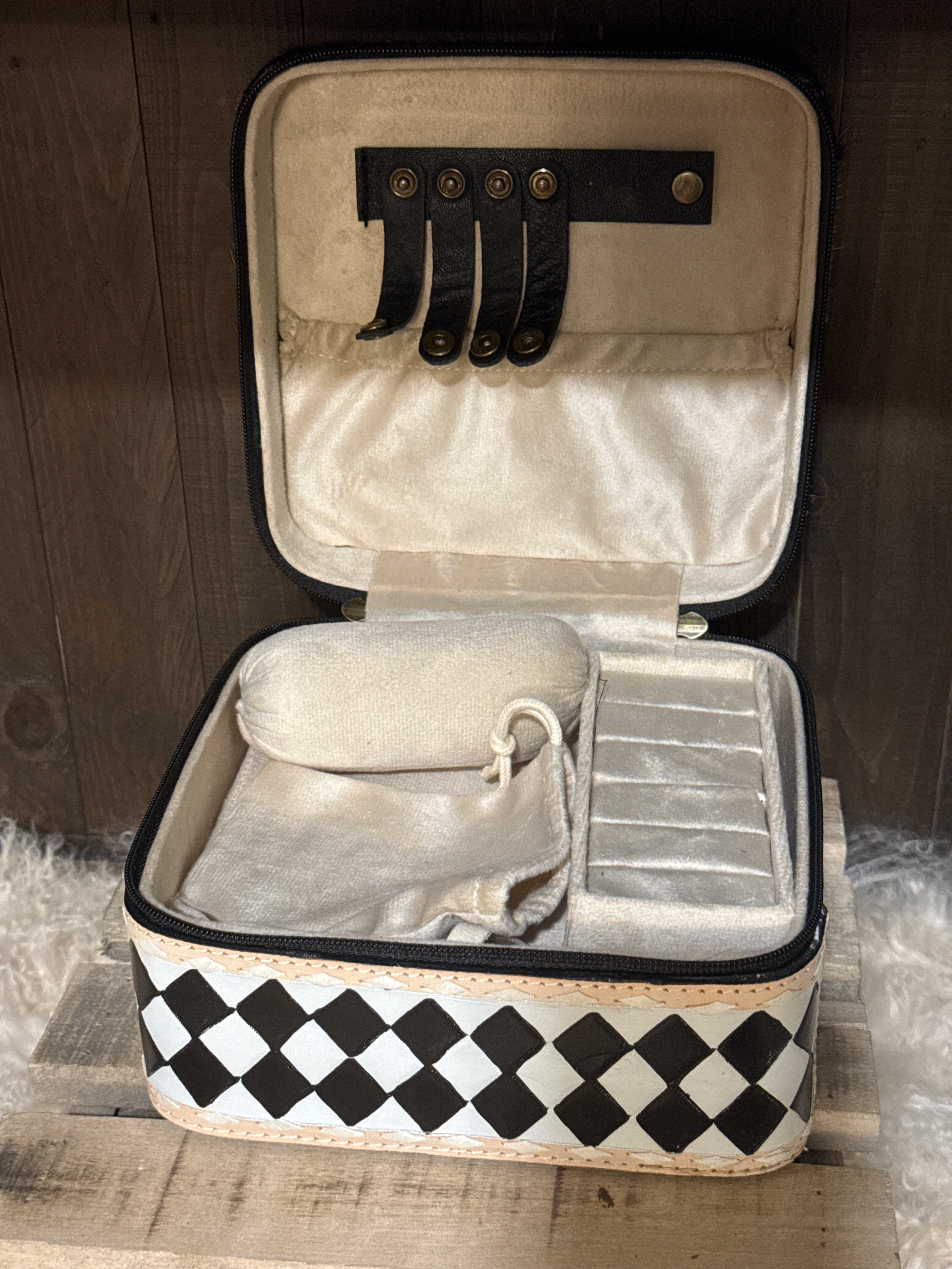Checkered Jewelry Case