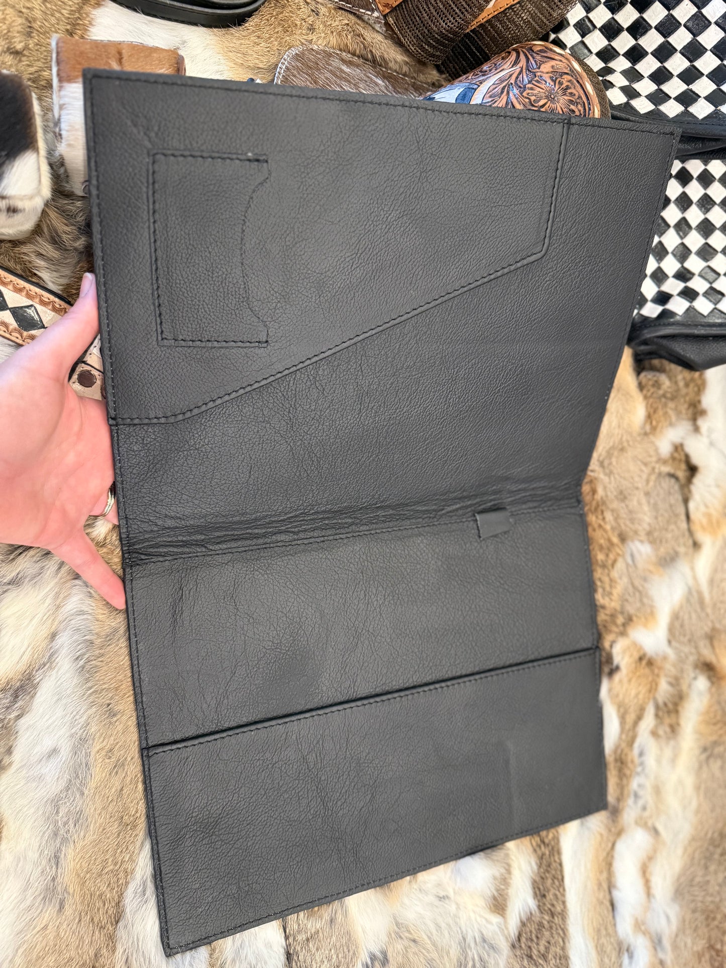 Checker notebook holder