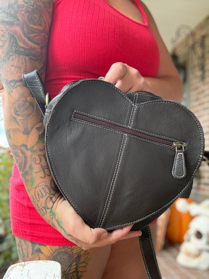 Checker heart canteen cherry and bows