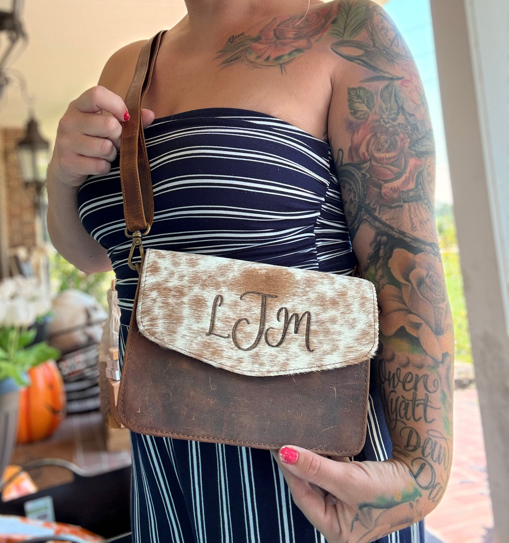 Cute crossbody engraved roughly 9”x7”