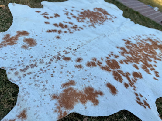 Exotic Full size cowhide rug - size 8’2”