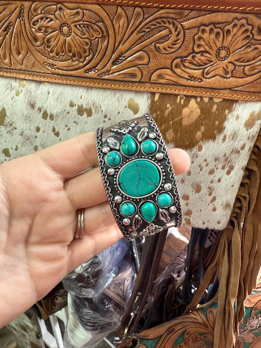 Bracelet cuff