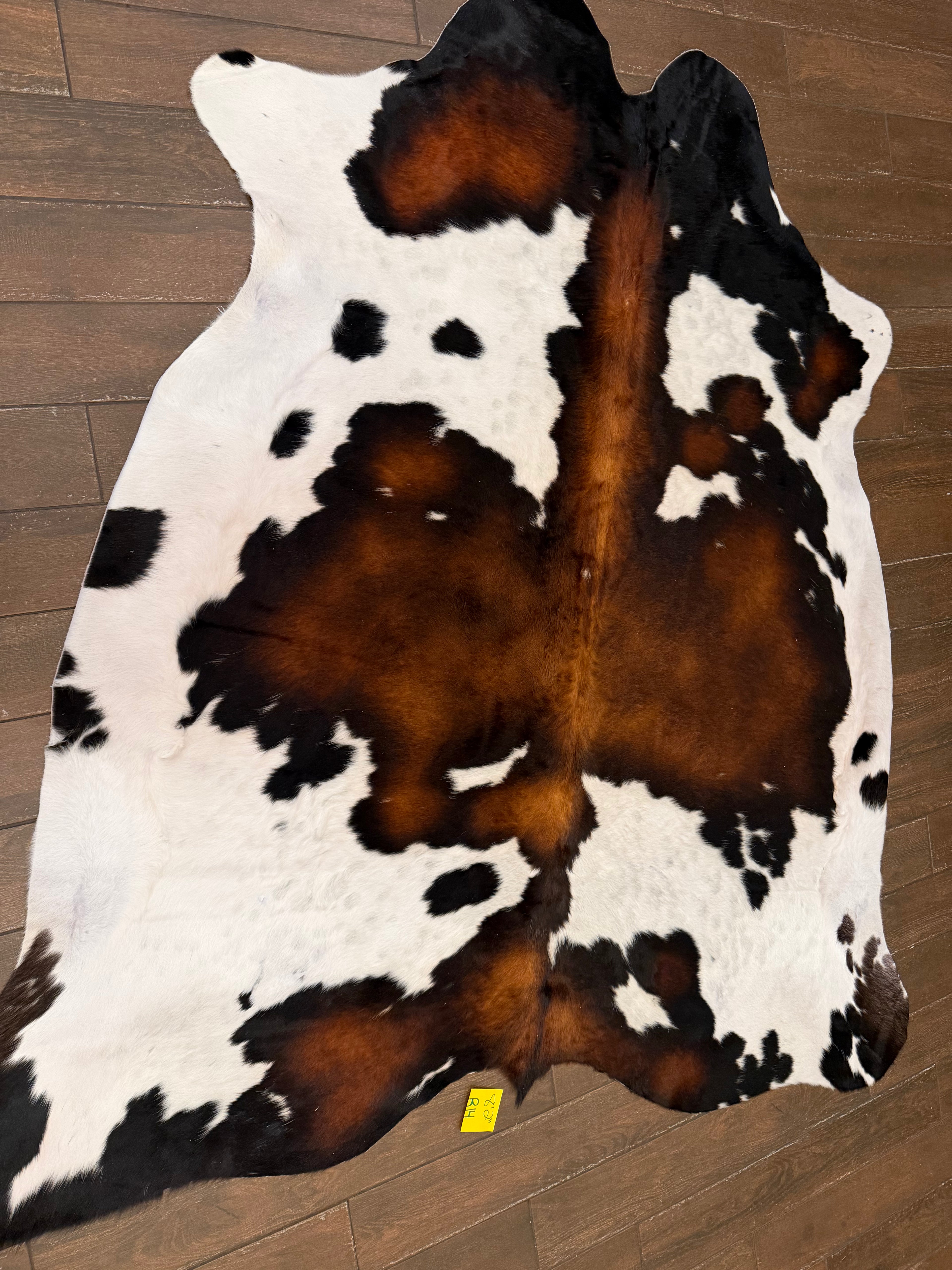 Full size cowhide (exotic)- # R14-8’2”