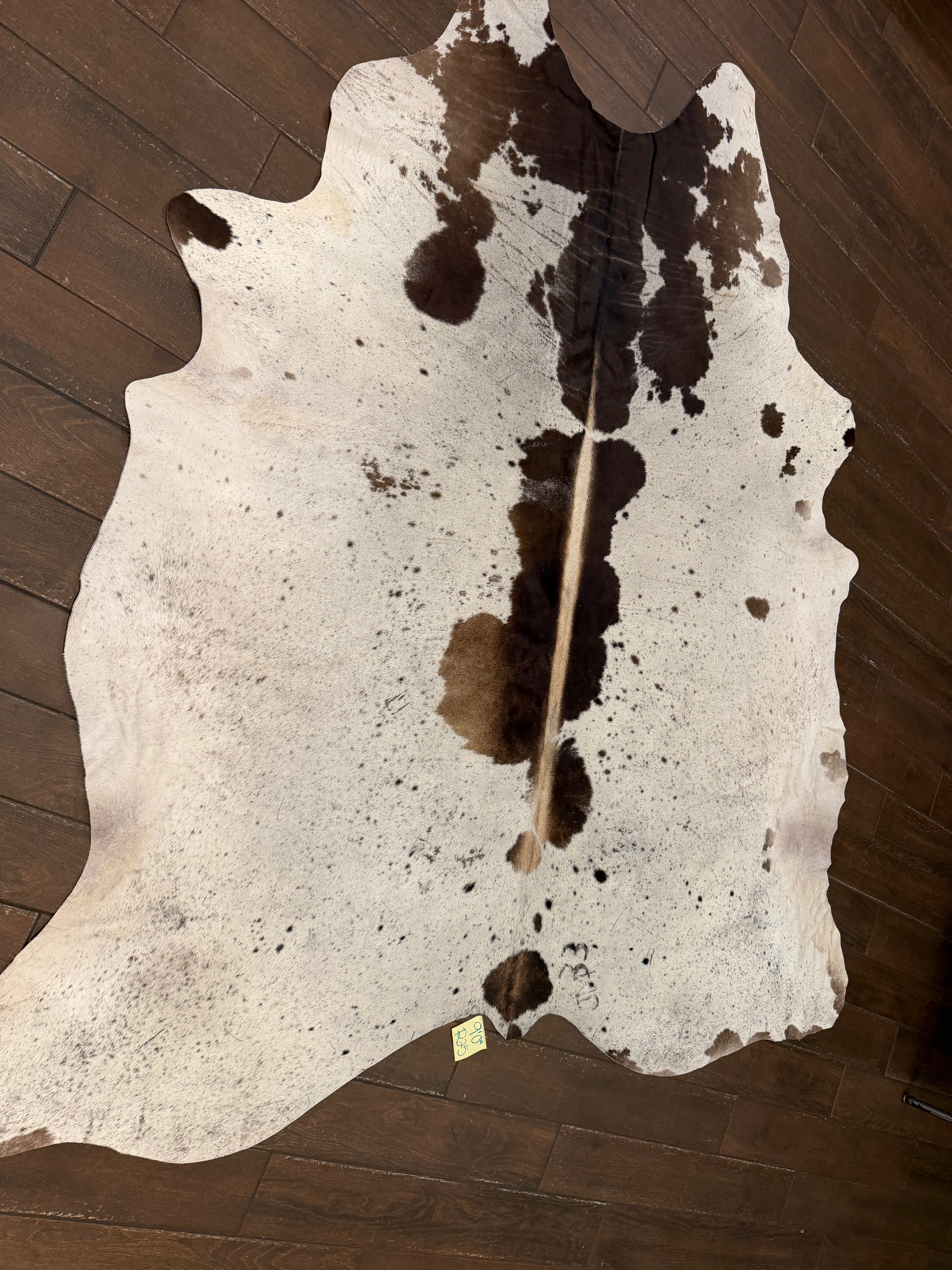 Full size cowhide (exotic)- # R25-9’0”