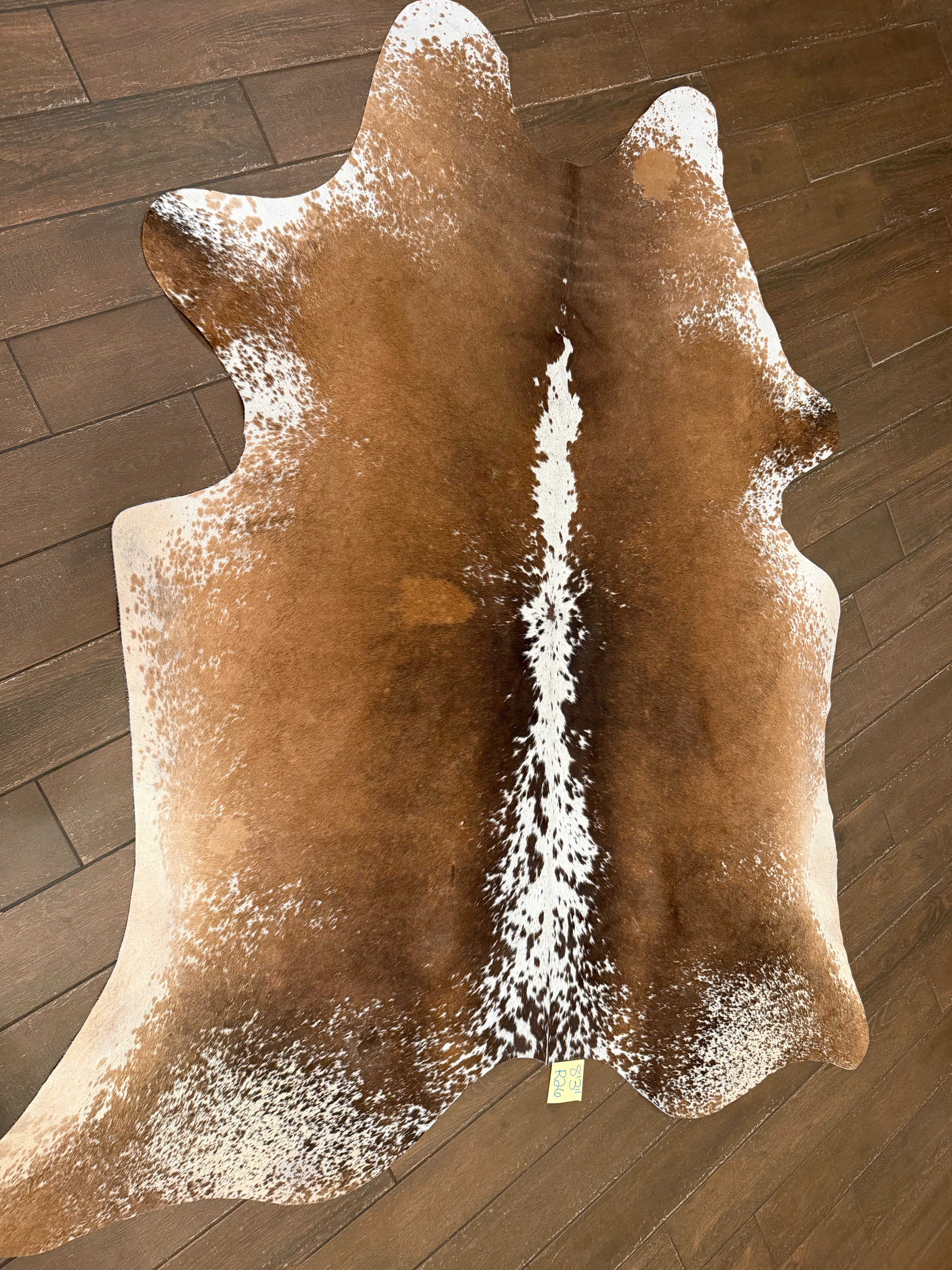 Full size cowhide (exotic)- # R26-8’3”