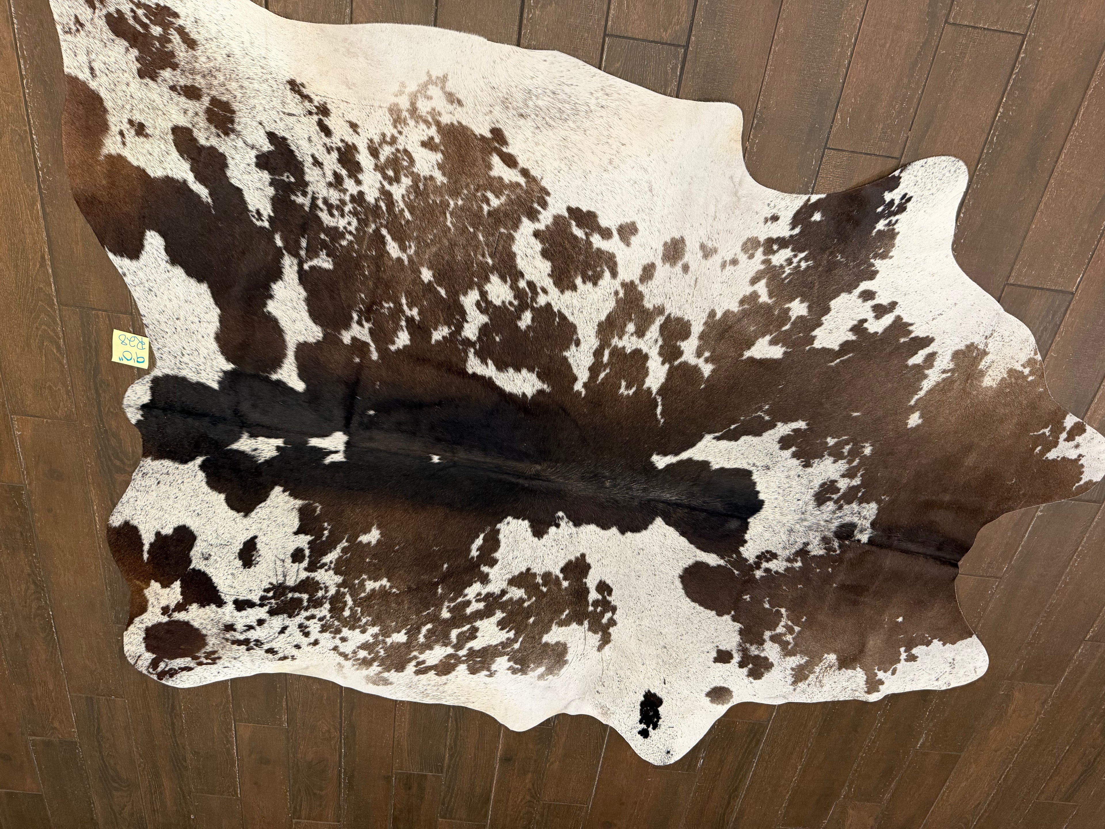 Full size cowhide (exotic)- # R28-9’0”
