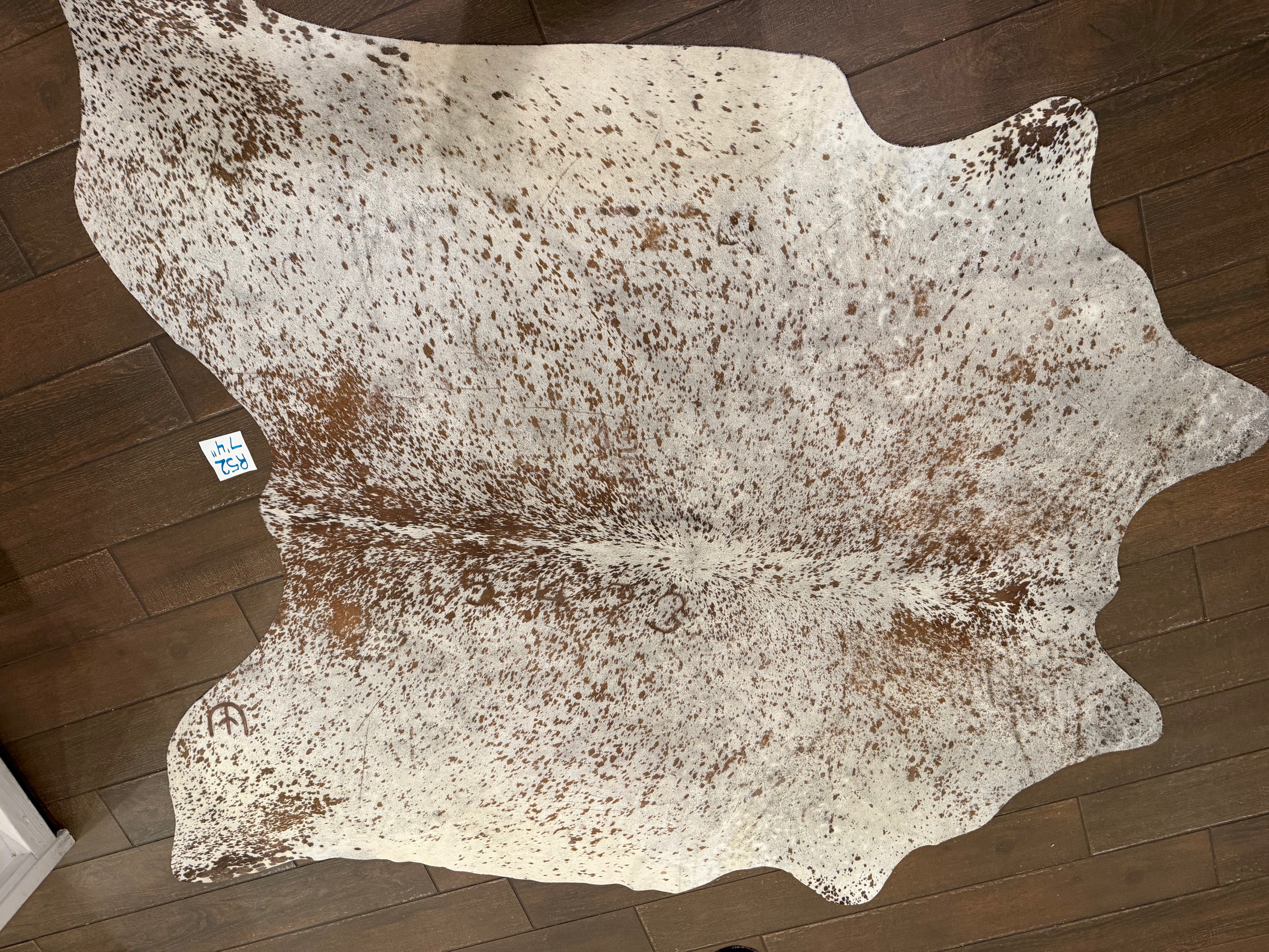 Full size cowhide (exotic)- # R52-7’4”
