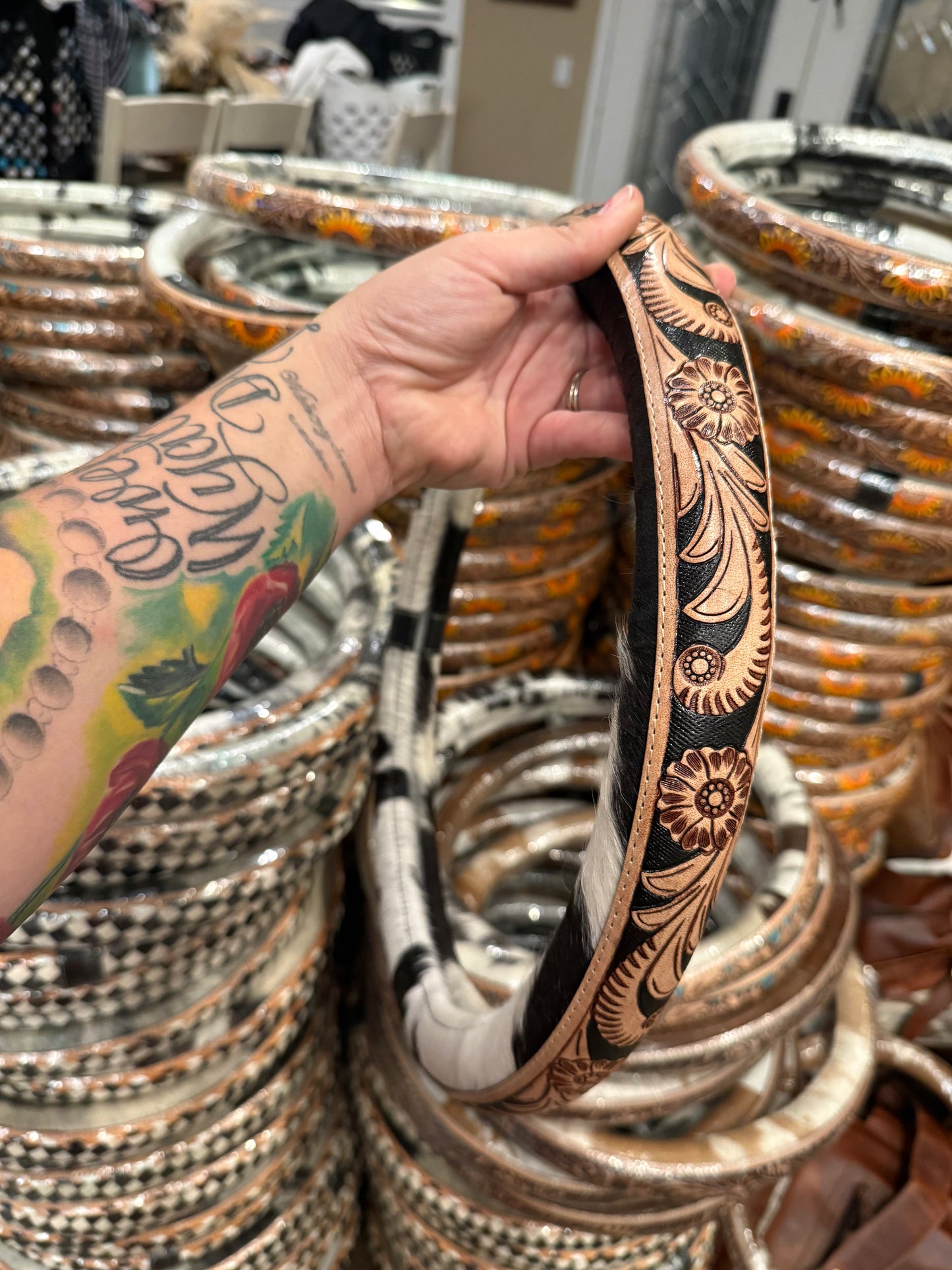 15.25 “ tool, leather cowhide steering wheel cover read description before purchase