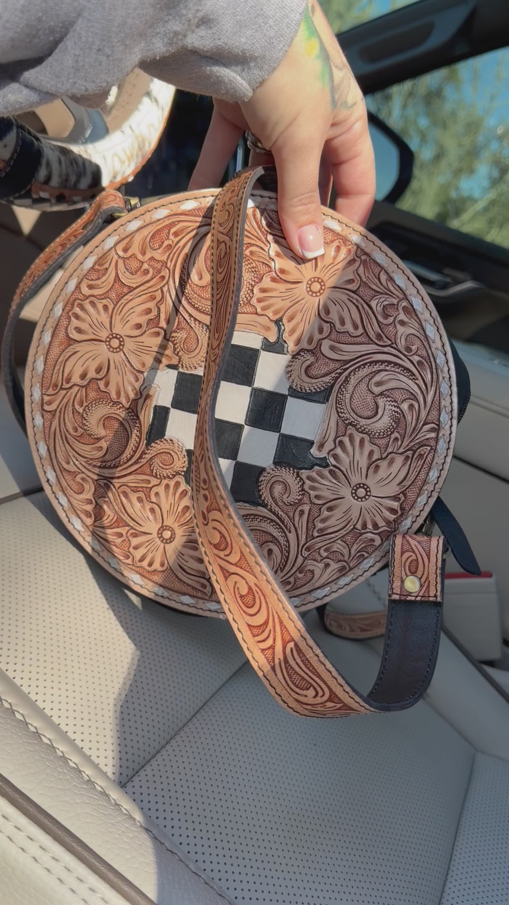 Tooled leather checker canteen purse