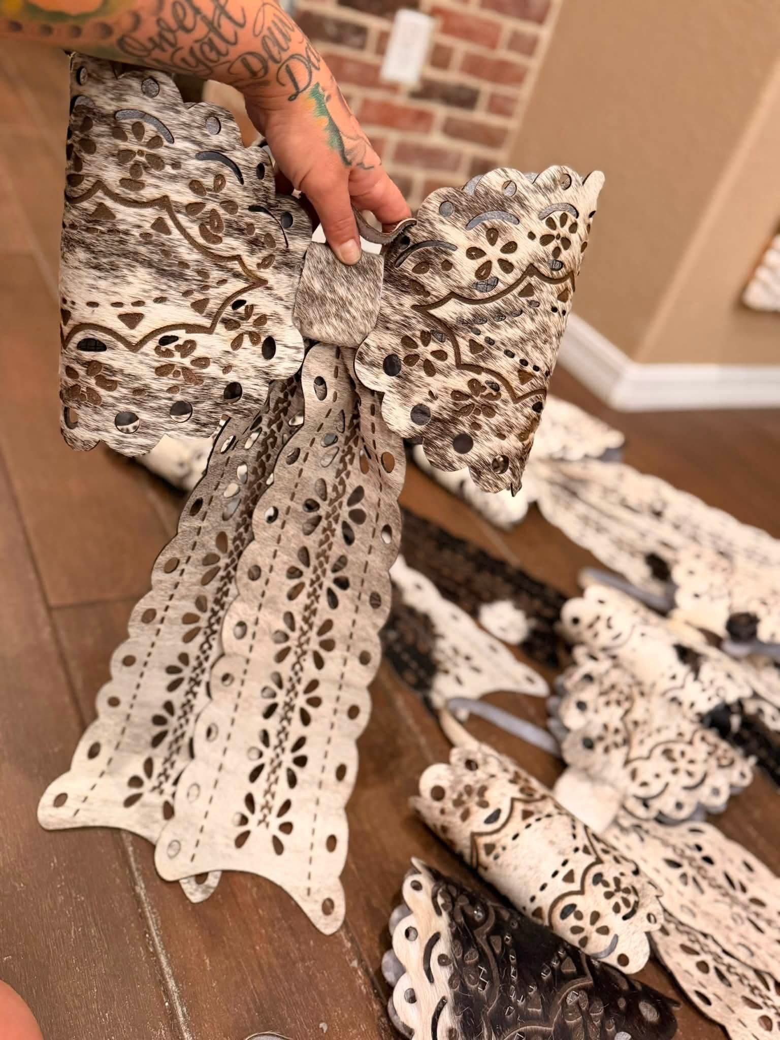 GIGANTIC 26.5" cowhide bow for tree - lace look (read description fully)