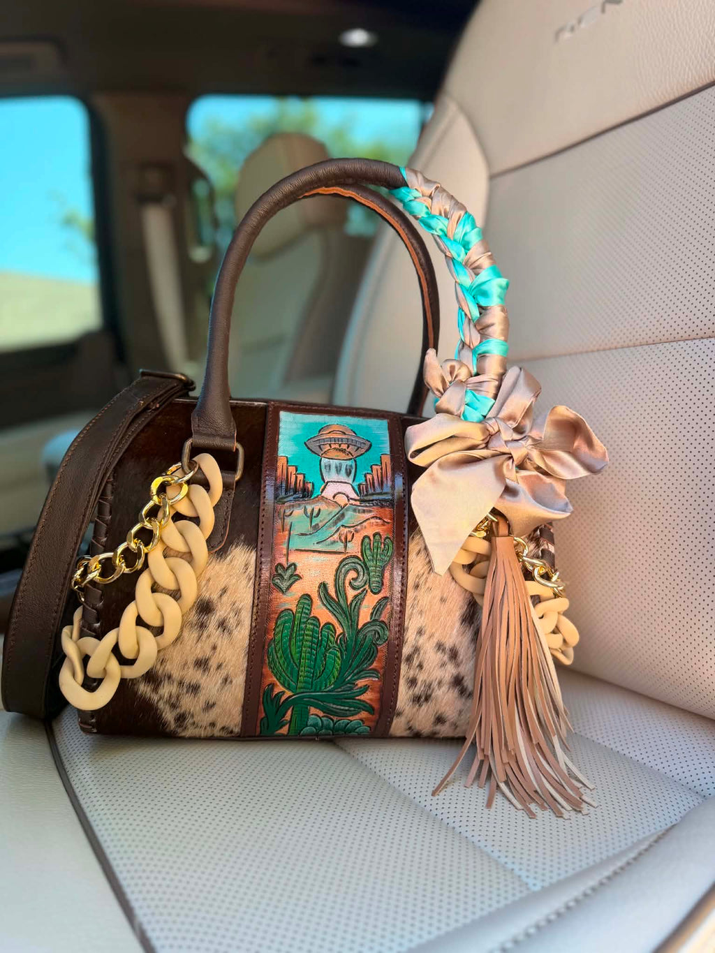Desert Abduction Darling 👽🌵✨ Medium speedy tote
