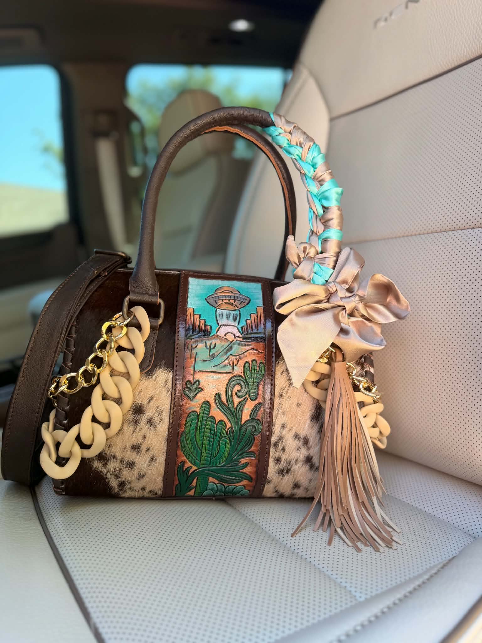 Desert Abduction Darling 👽🌵✨ Medium speedy tote