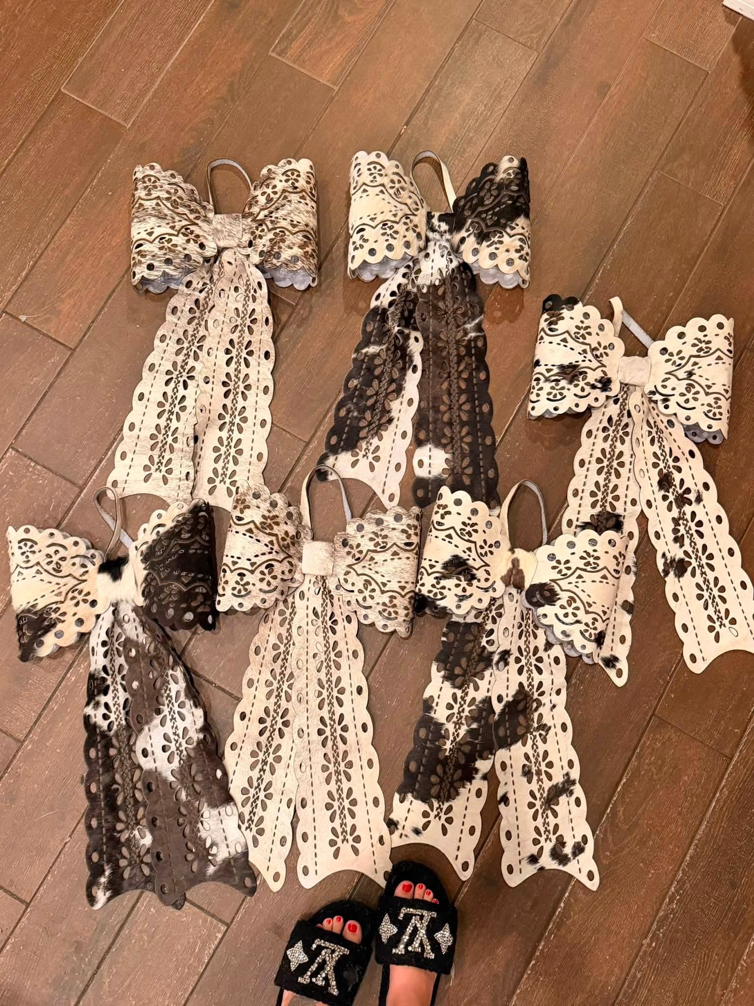 GIGANTIC 26.5" cowhide bow for tree - lace look (read description fully)