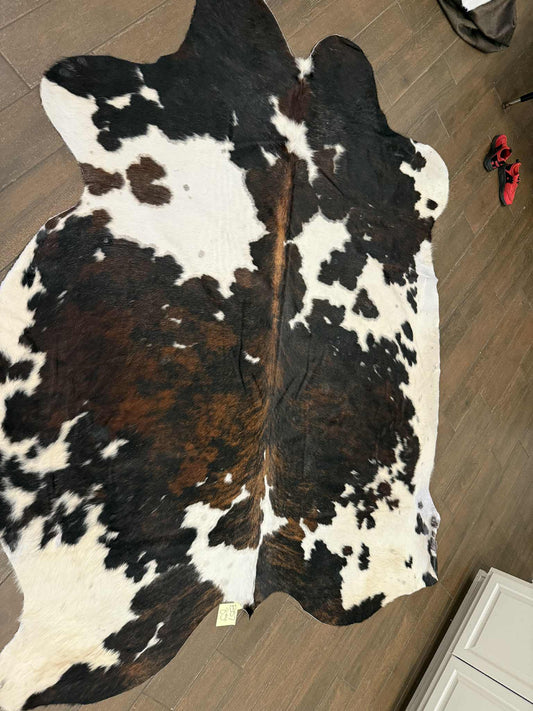 Full size cowhide - B57