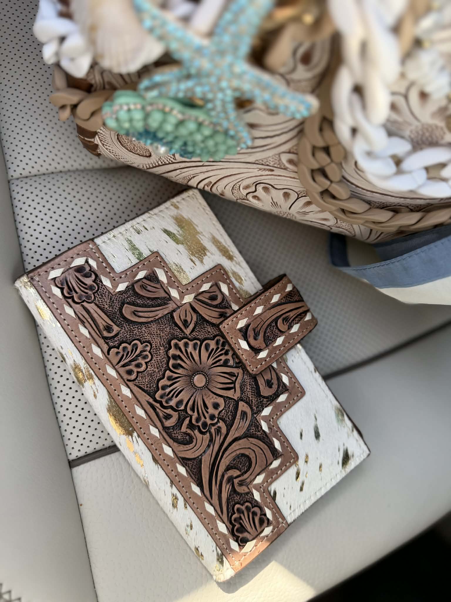 "Serenity by the Sea" - white tooled leather speedy (L)