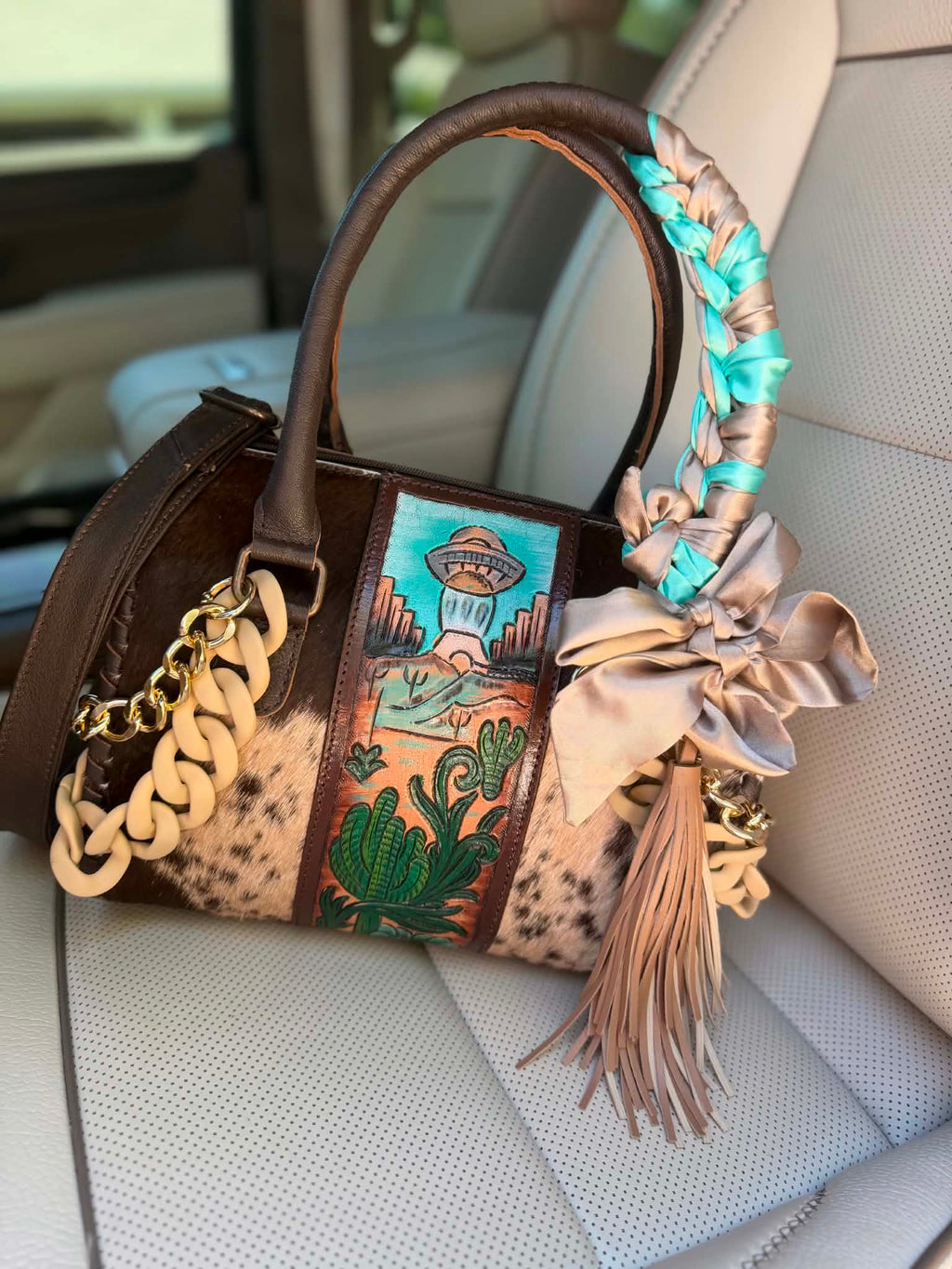 Desert Abduction Darling 👽🌵✨ Medium speedy tote